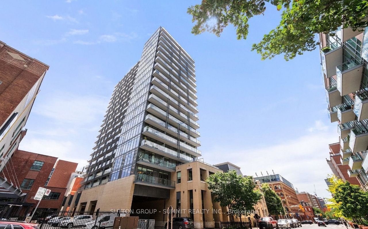 105 George Street 1510, Toronto, ON M5A 0L4