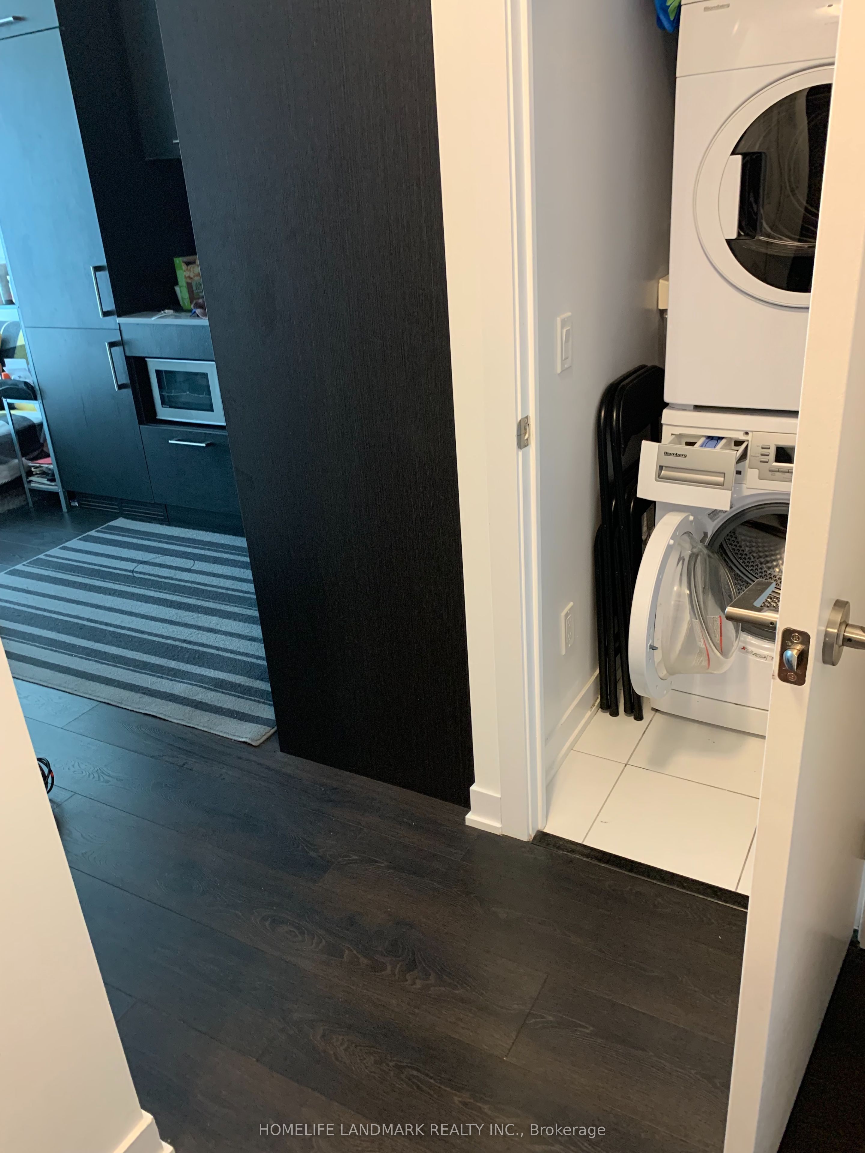 87 Peter Street 1701, Toronto, ON M5V 0P1 photo 4