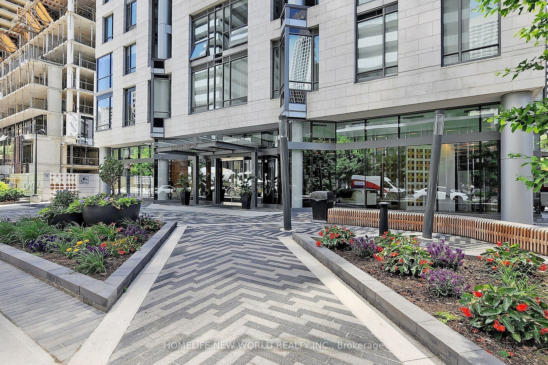 45 Charles Street S 2601, Toronto, ON M4Y 1S2 photo 4
