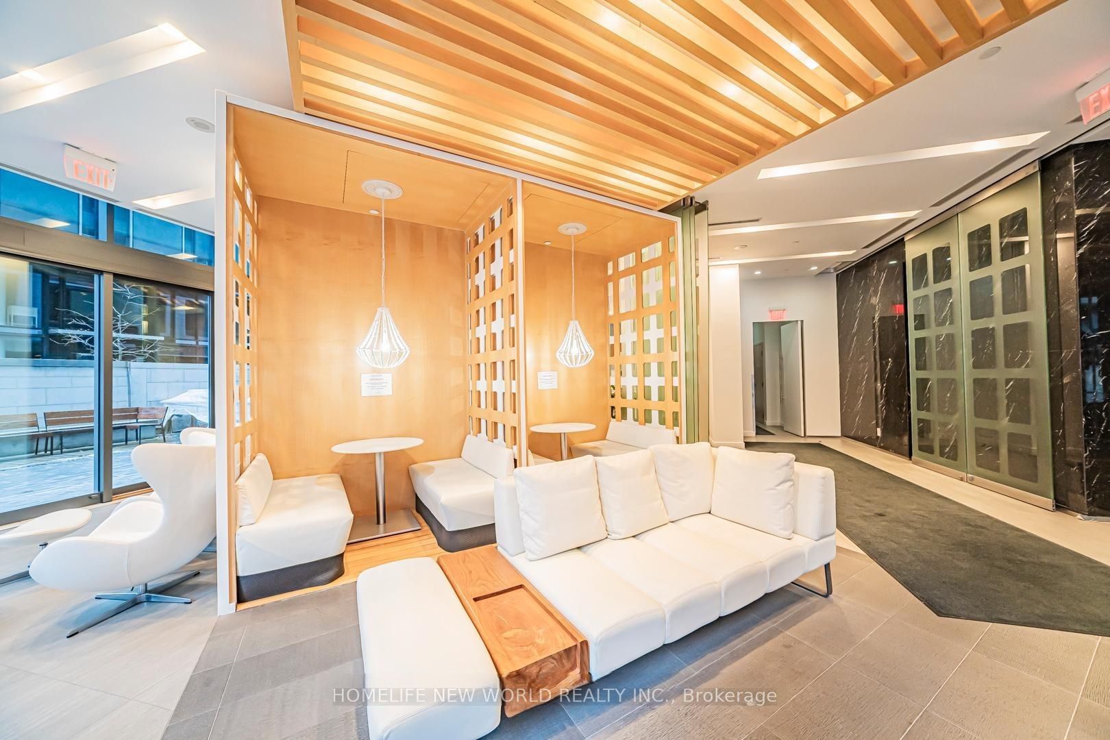 45 Charles Street S 2601, Toronto, ON M4Y 1S2 photo 5