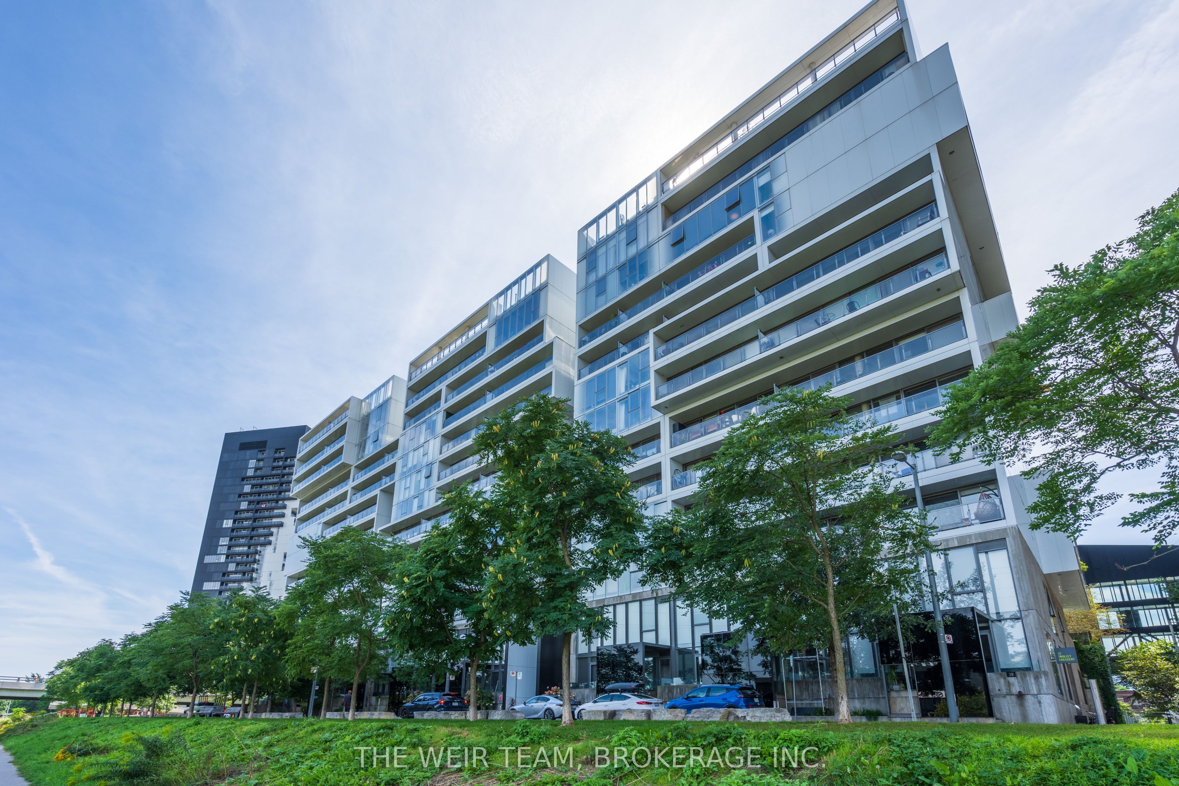 32 Trolley Crescent, Toronto, ON M5A 0E8