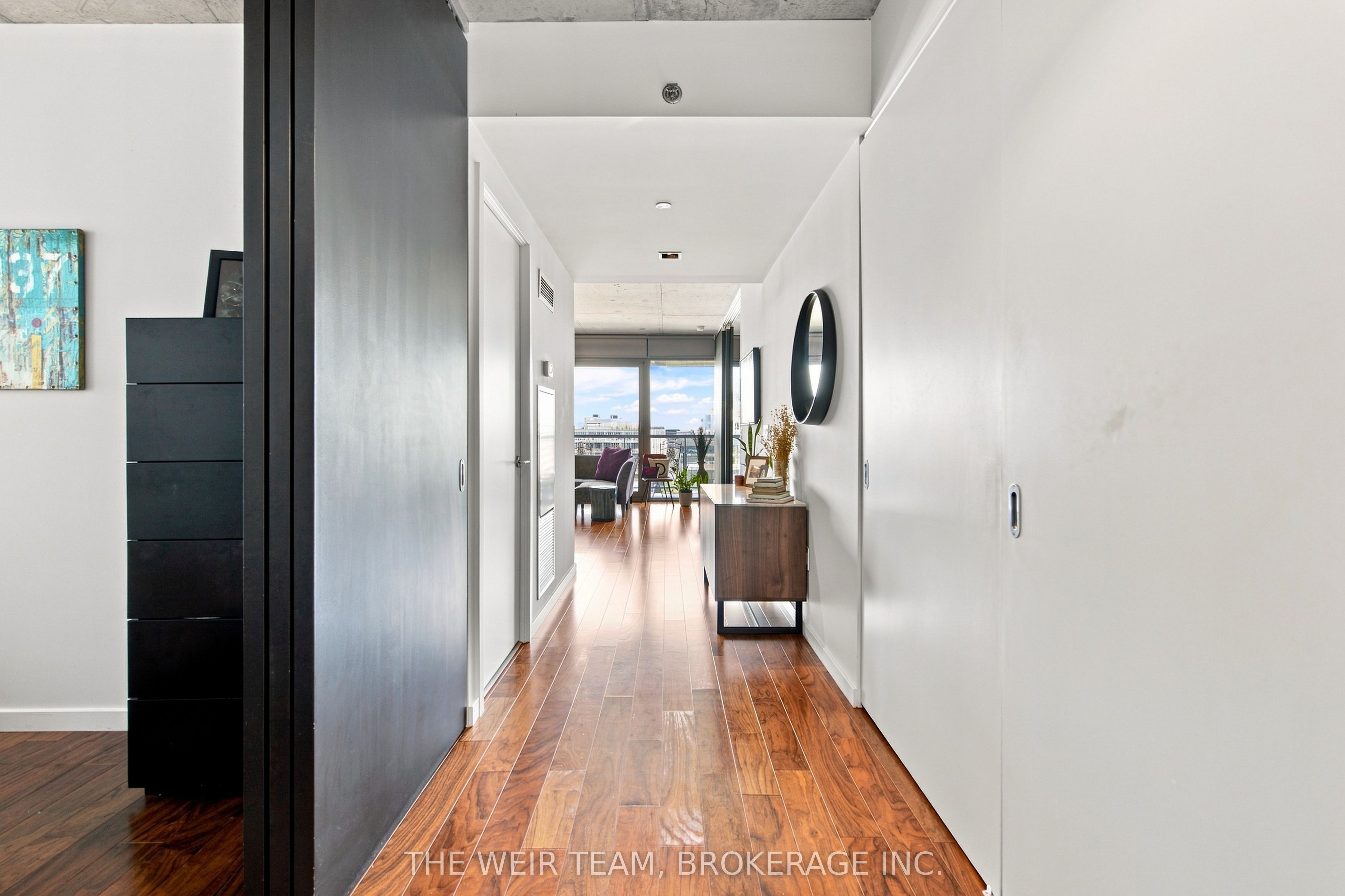 32 Trolley Crescent, Toronto, ON M5A 0E8 photo 3