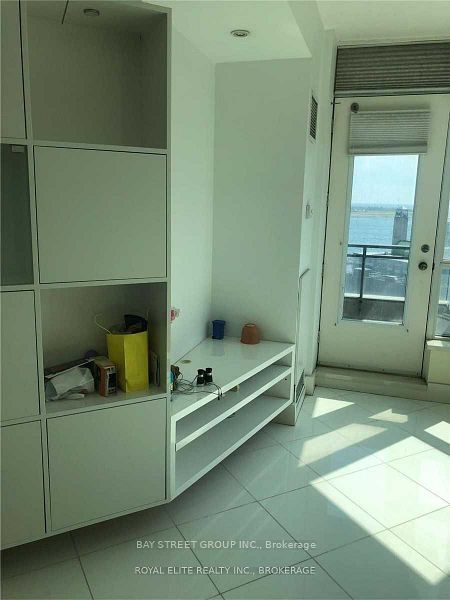230 Queens Quay W 1125, Toronto, ON M5J 1B5 photo 5