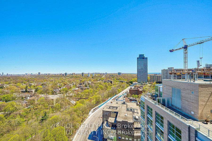 395 Bloor Street E 1608, Toronto, ON M4W 0B4 photo 4