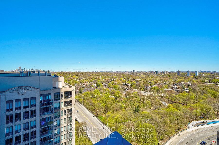 395 Bloor Street E 1608, Toronto, ON M4W 0B4 photo 5
