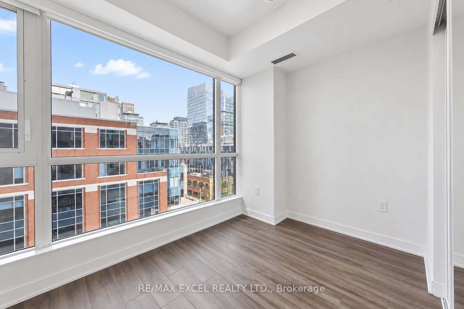 70 Princess Street 801 E, Toronto, ON M5A 0X6 photo 4