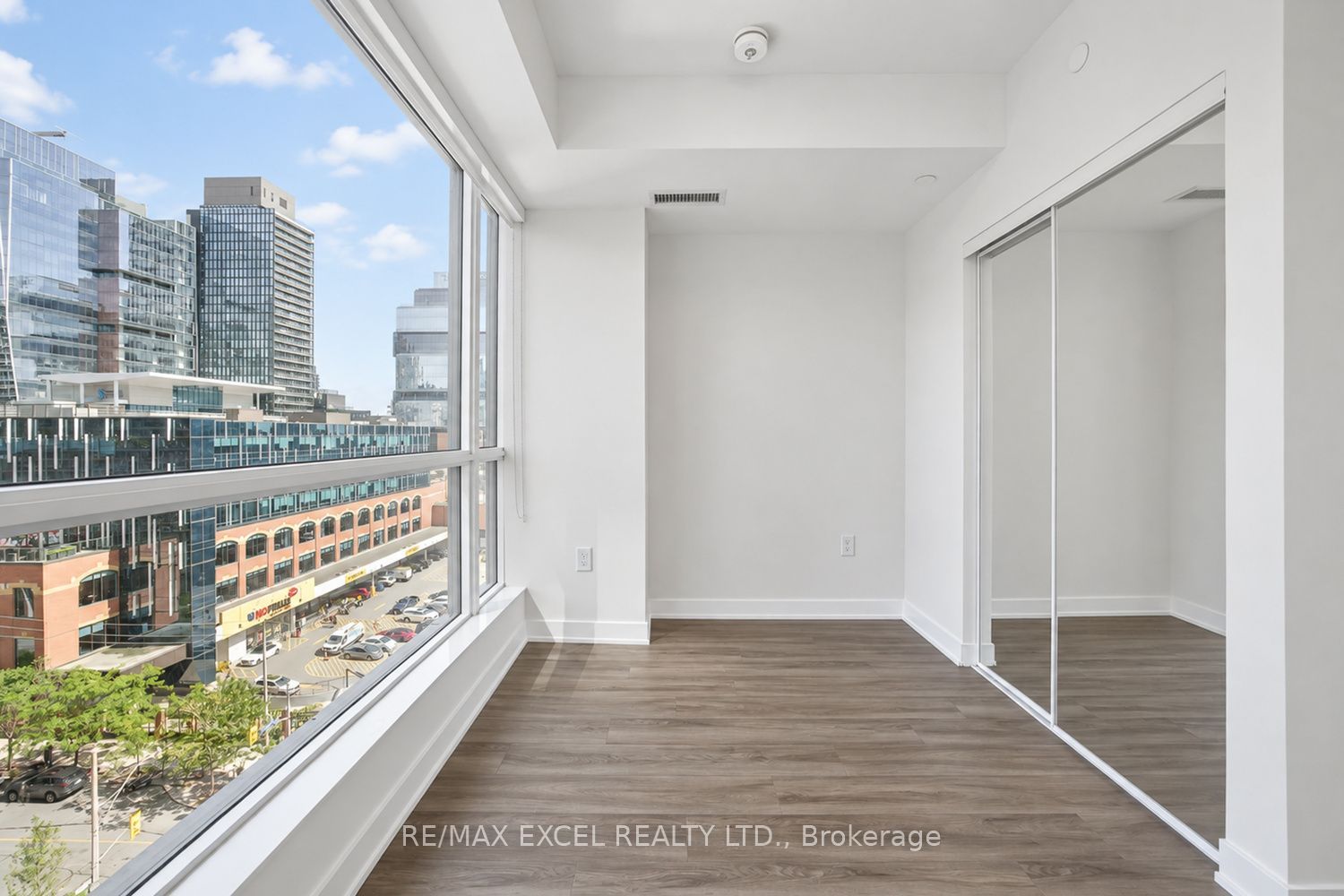 70 Princess Street 801 E, Toronto, ON M5A 0X6 photo 5