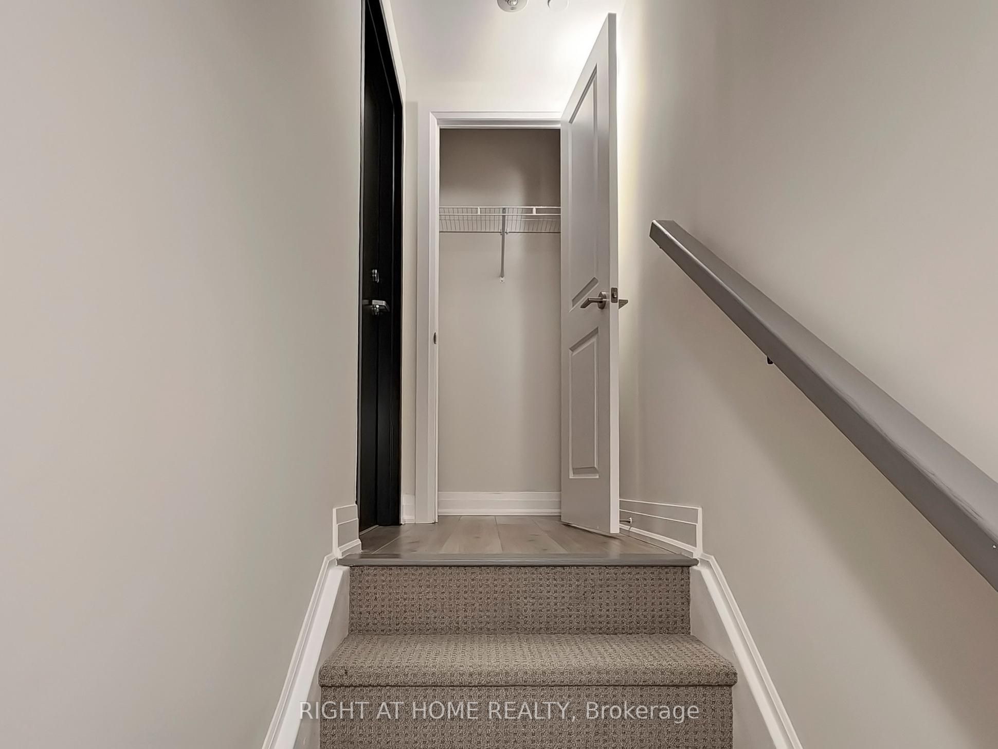 851 Sheppard Avenue W 30, Toronto, ON M3H 0G2 photo 4