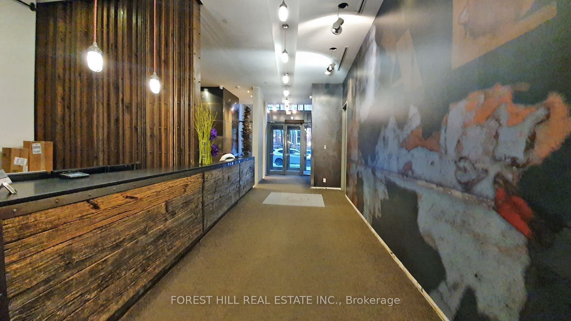 5 St Joseph Street 909, Toronto, ON M4Y 0B6 photo 4