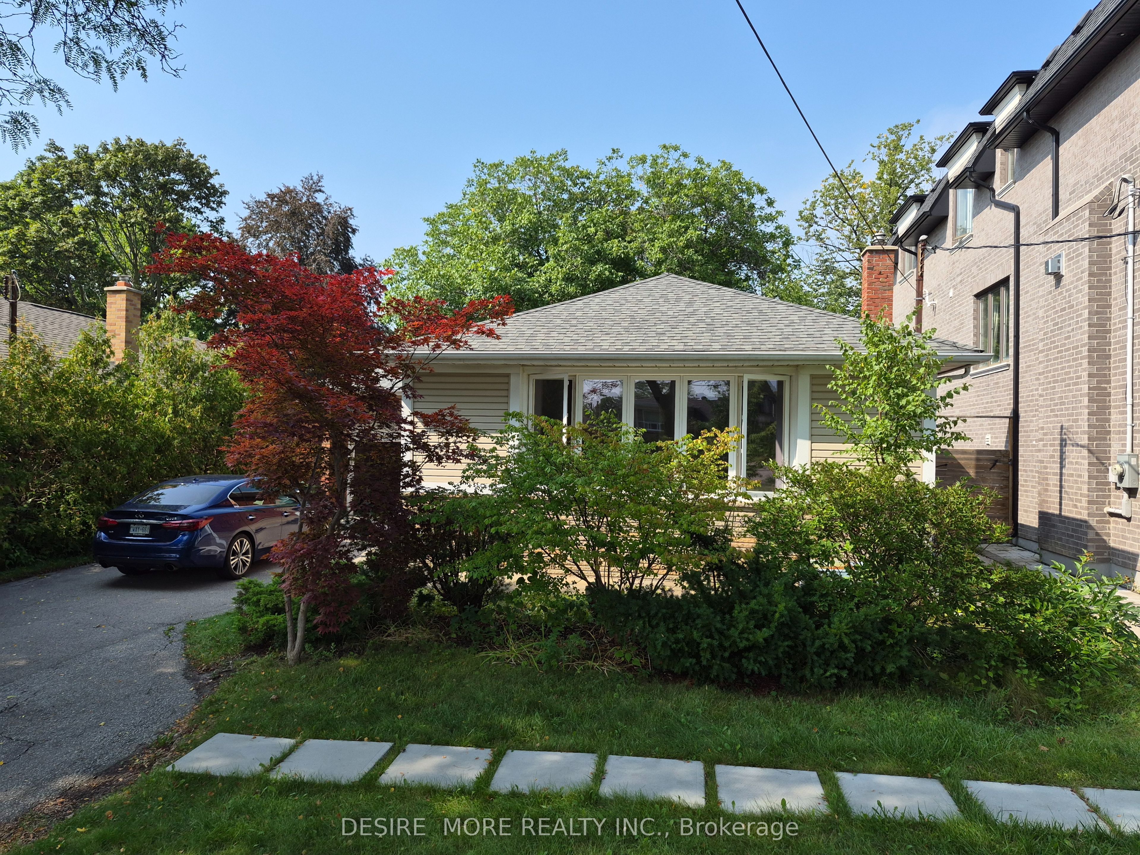 288 Betty Ann Drive, Toronto, ON M2R 1B1 photo 2