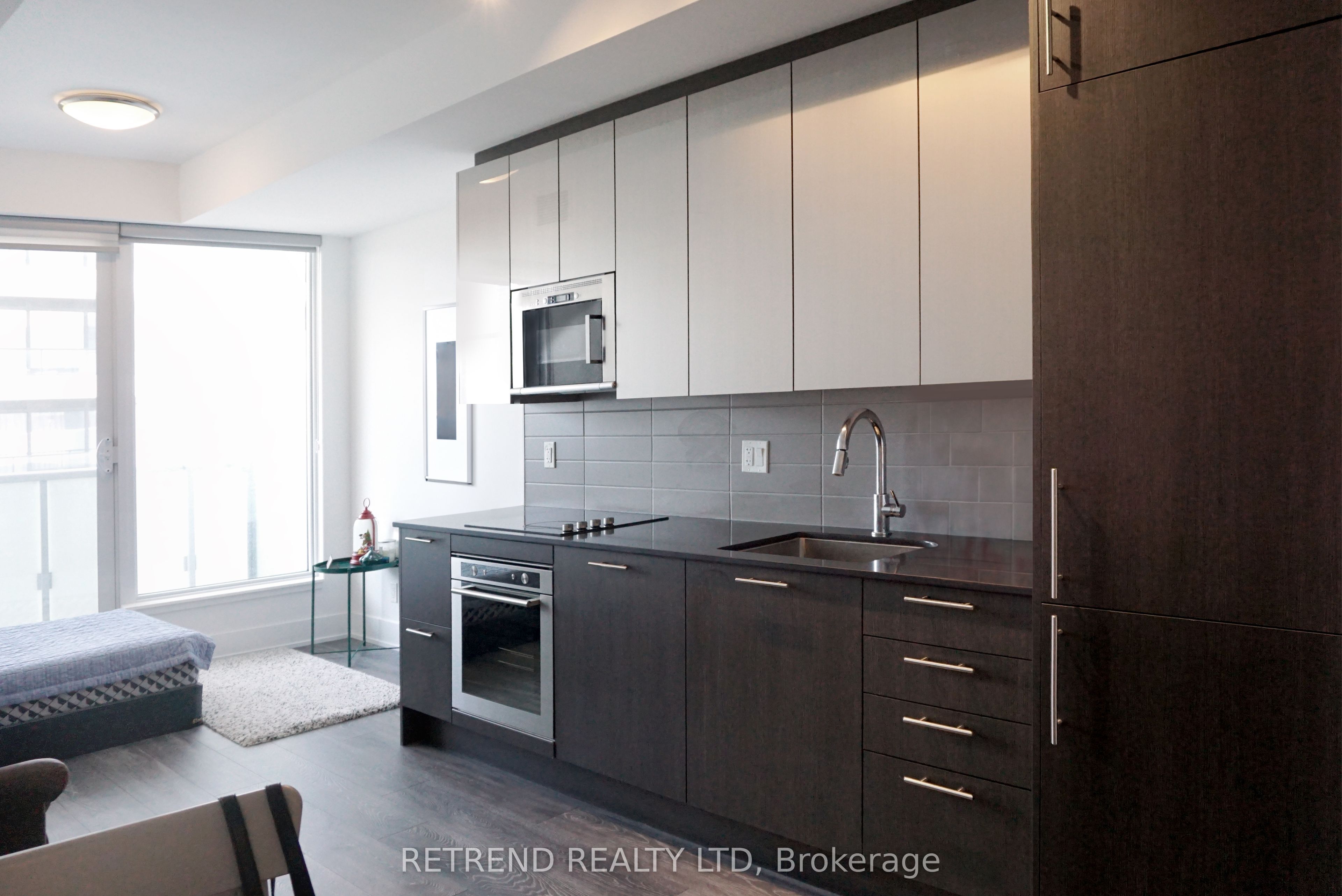 403 Church Street 2206, Toronto, ON M4Y 0C9