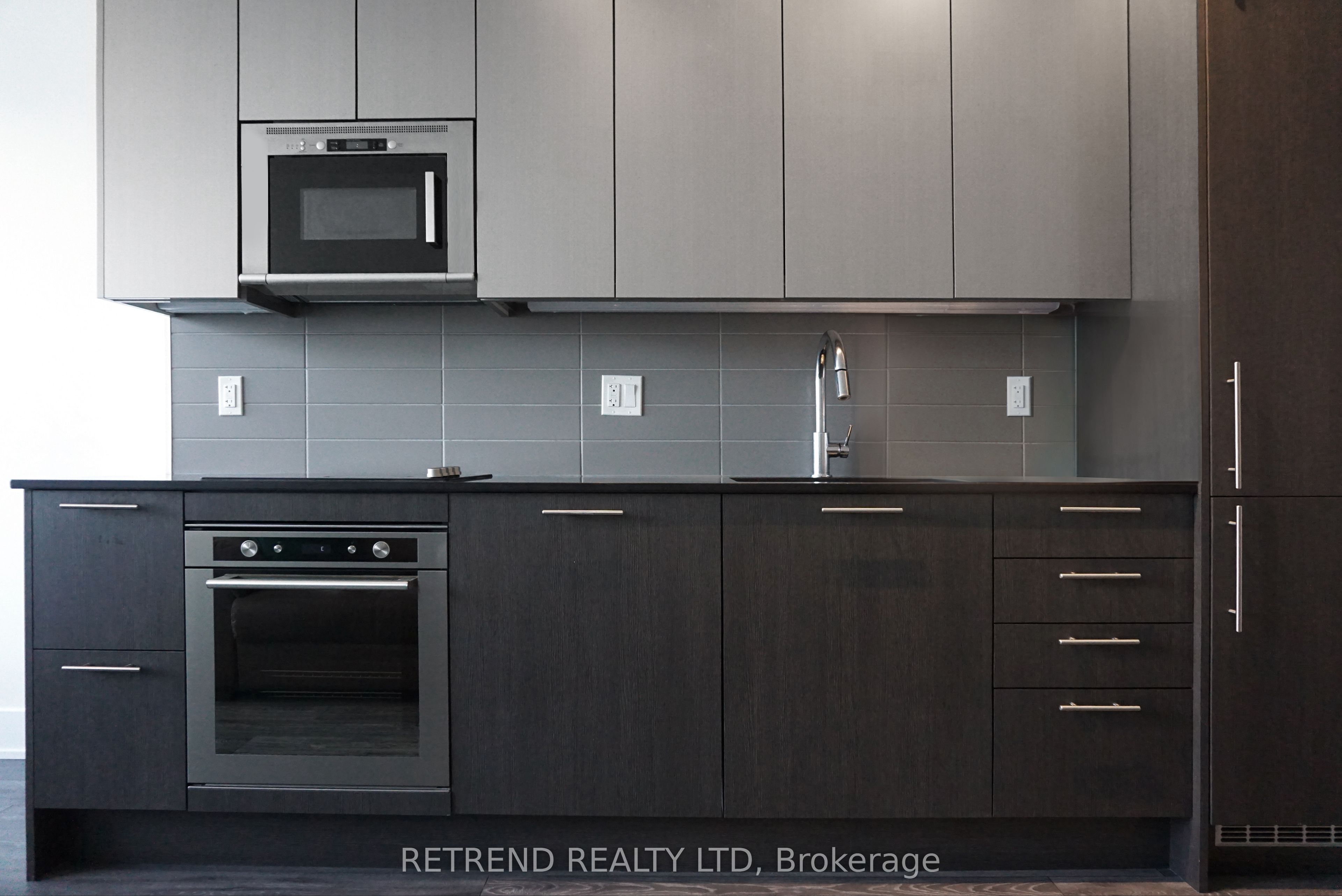 403 Church Street 2206, Toronto, ON M4Y 0C9 photo 2