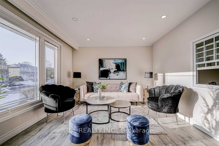 47 Greyhound Drive, Toronto, ON M2H 1K2 photo 4