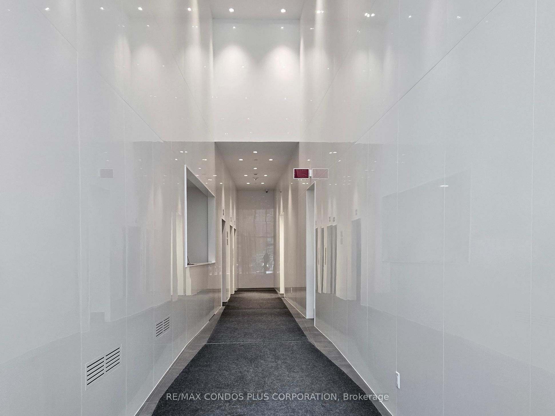 55 Ontario Street 1110, Toronto, ON M5J 2V3 photo 4
