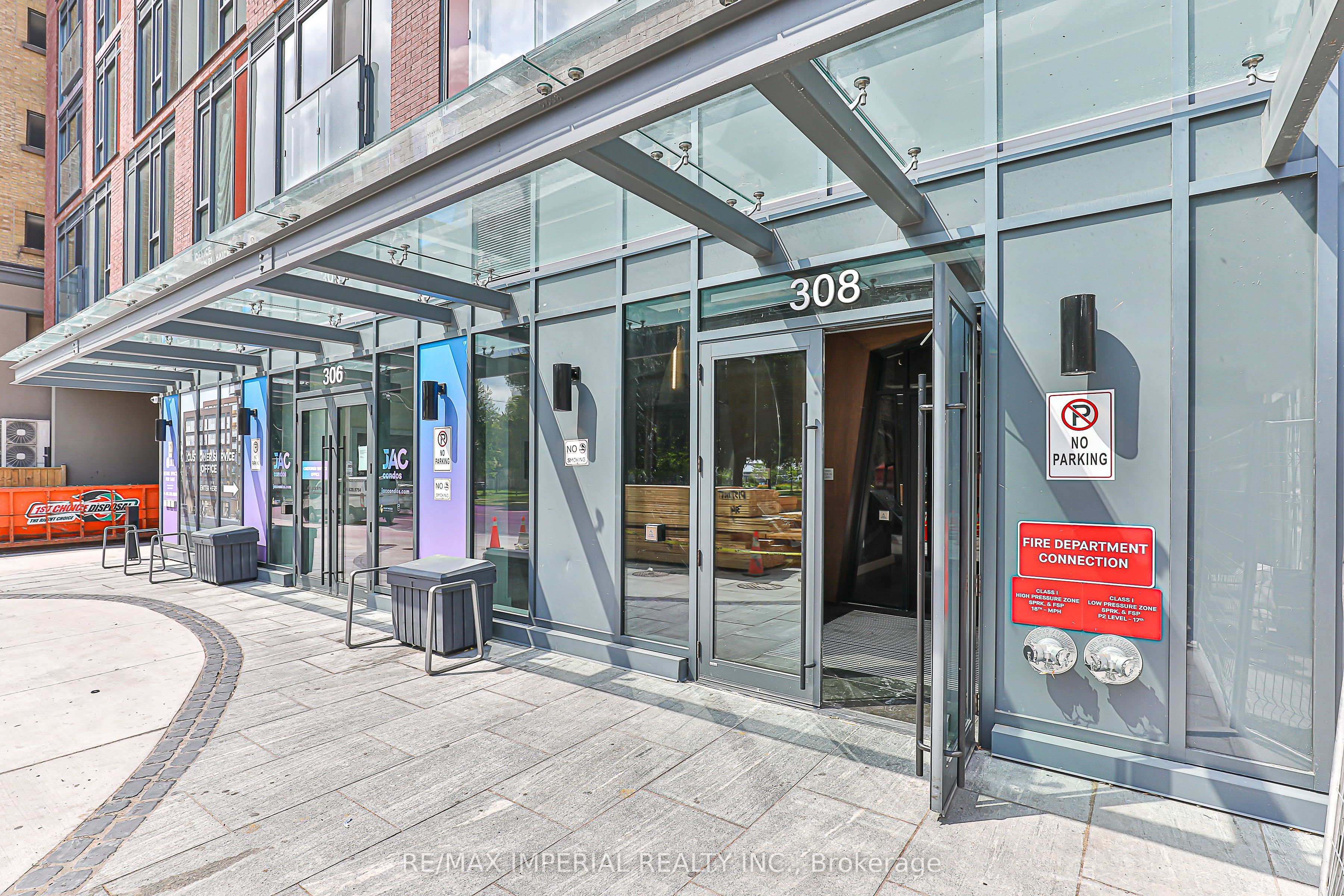308 Jarvis Street 305, Toronto, ON M5A 2P2 photo 3