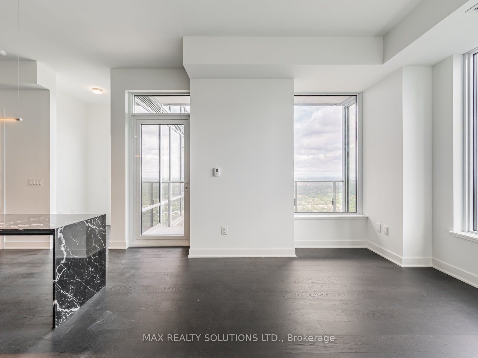 11 Yorkville Avenue 5404, Toronto, ON M4W 0B7 photo 3