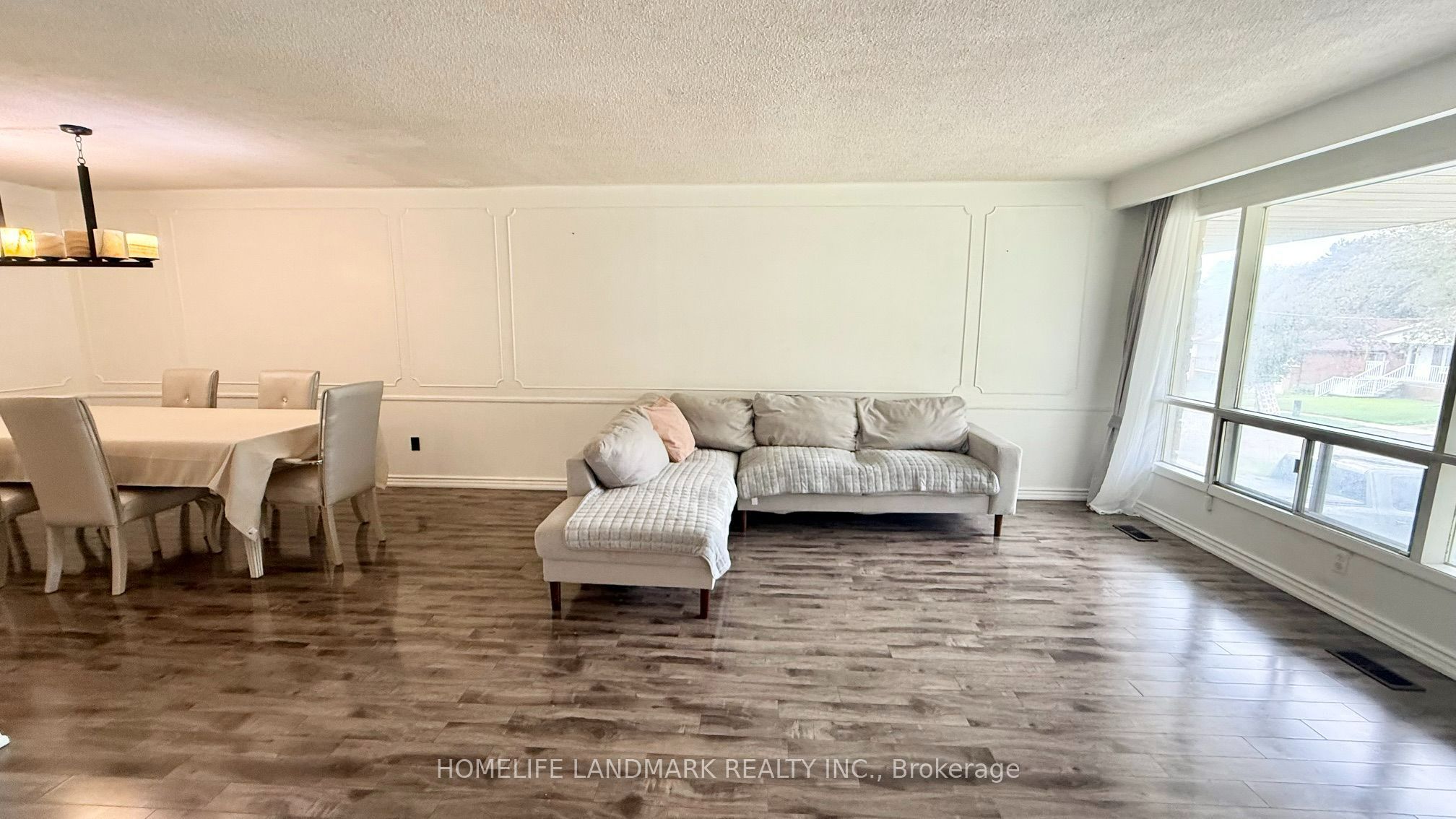 47 Clancy Drive Main Floor, Toronto, ON M2J 2V7 photo 3