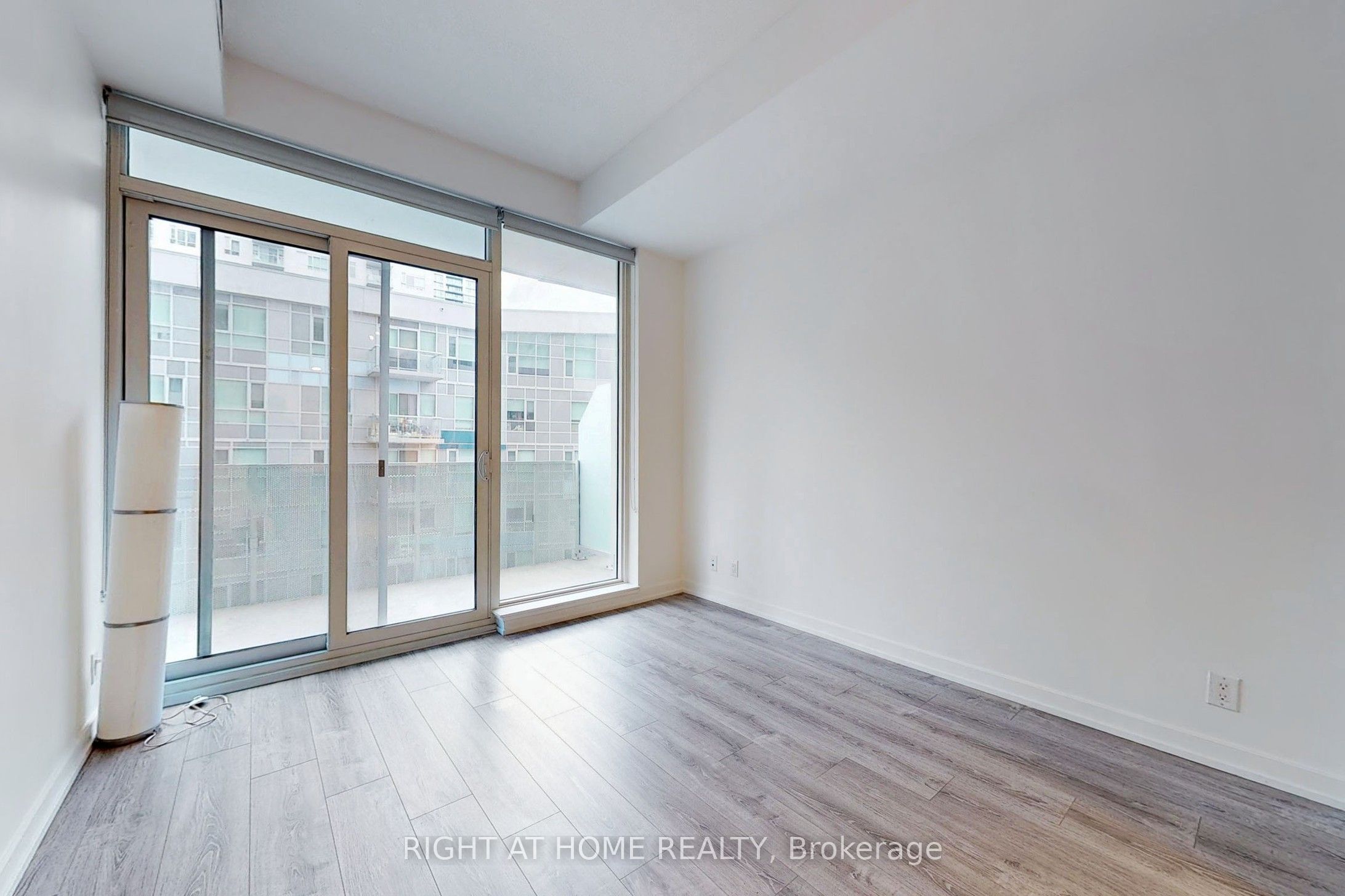 20 Tubman Avenue 707, Toronto, ON M5A 0M8 photo 3