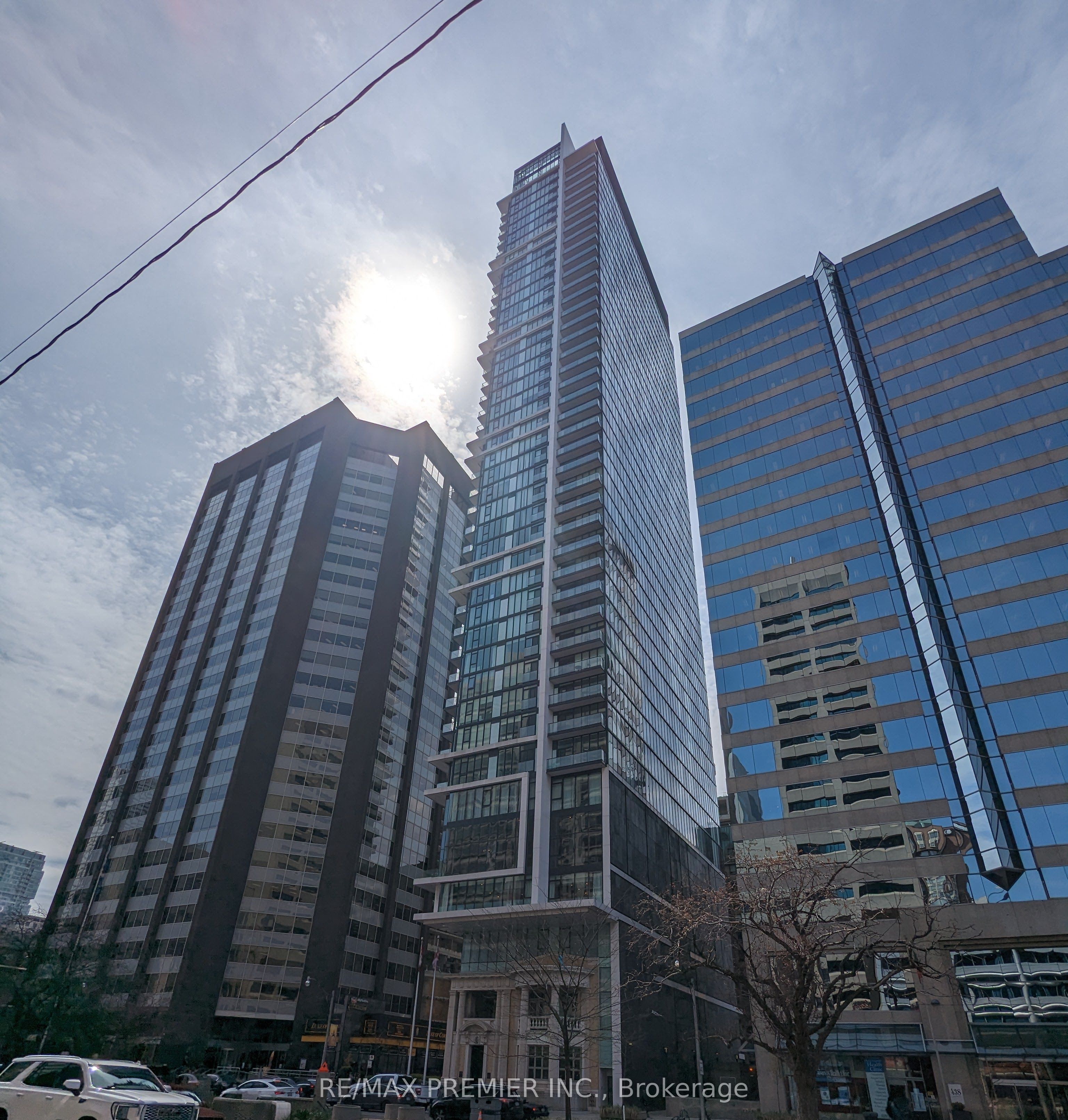 426 University Avenue 1907, Toronto, ON M5G 1S9