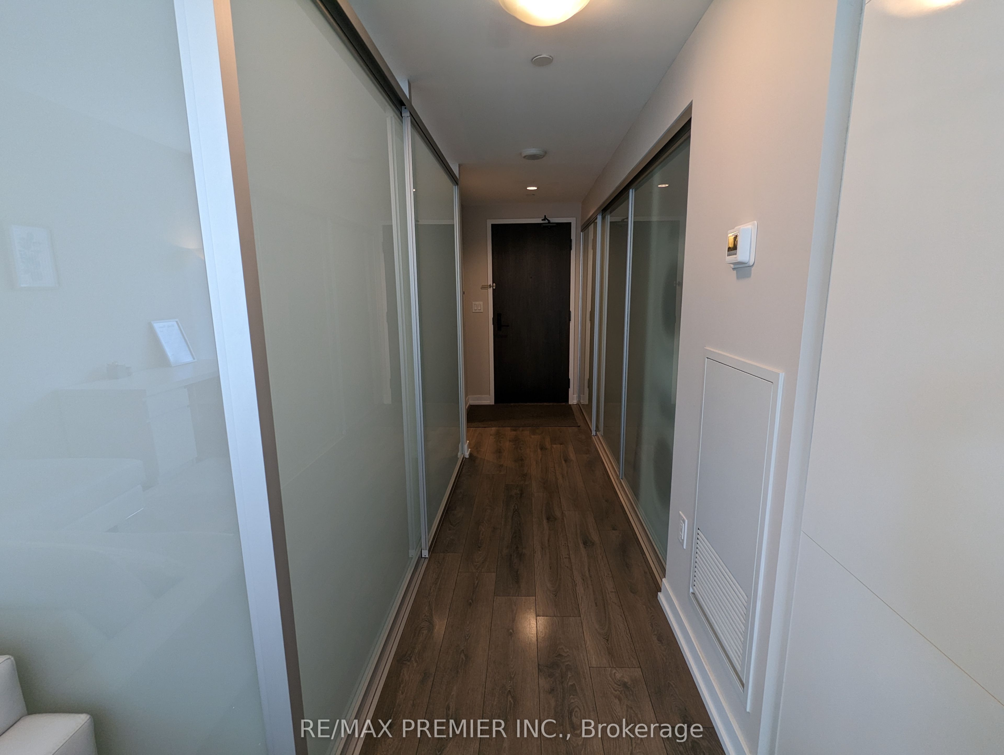 426 University Avenue 1907, Toronto, ON M5G 1S9 photo 4