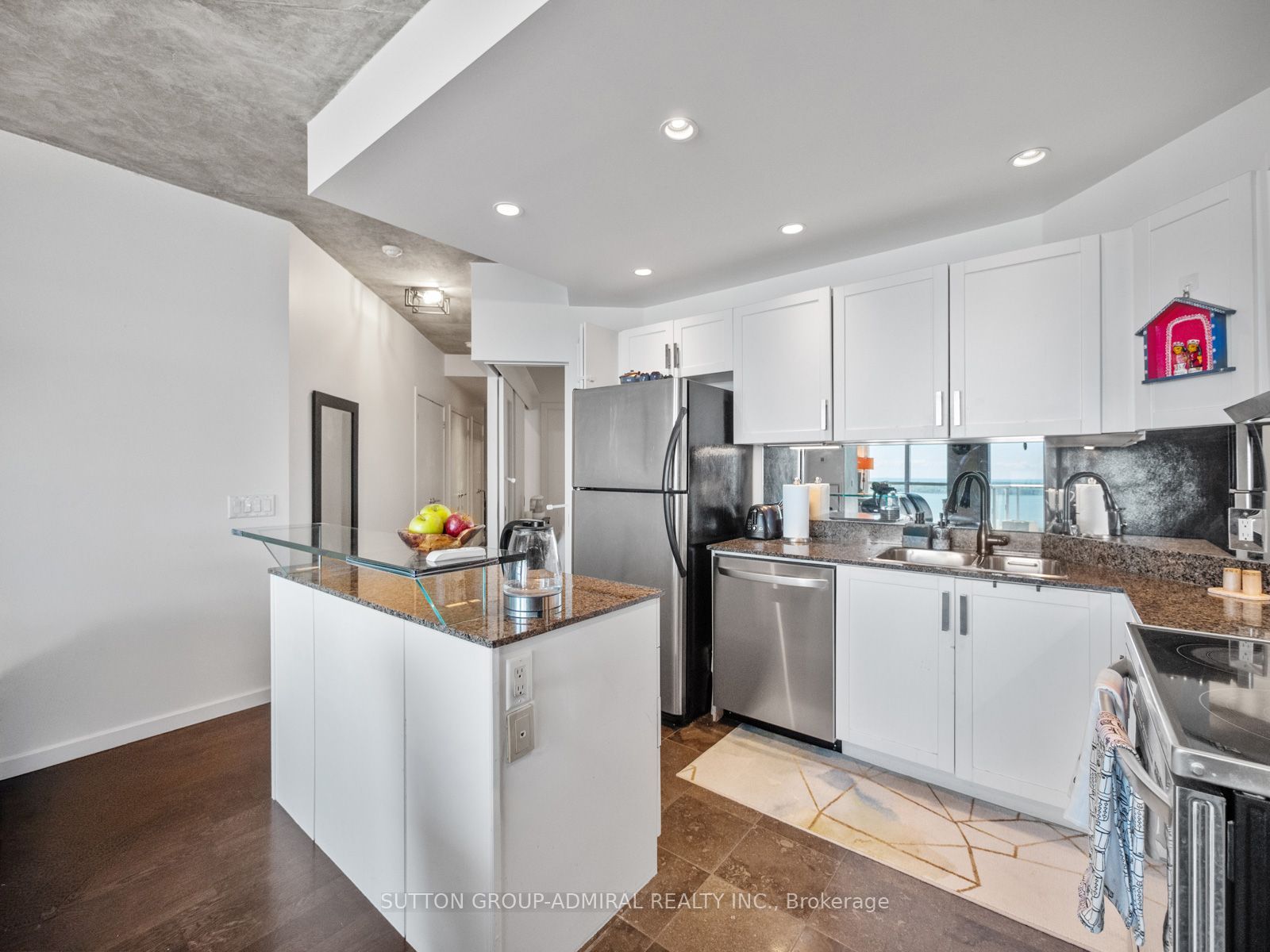218 Queens Quay Boulevard W 2103, Toronto, ON M5J 2Y6 photo 4