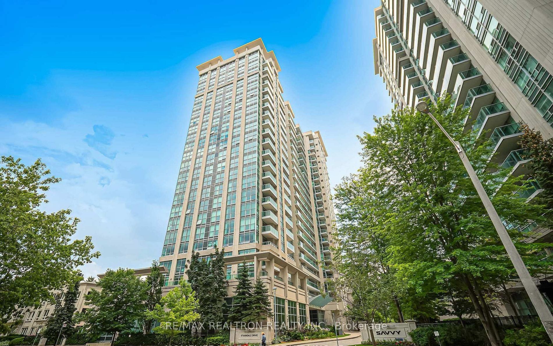 17 Anndale Drive 701, Toronto, ON M2N 2W7