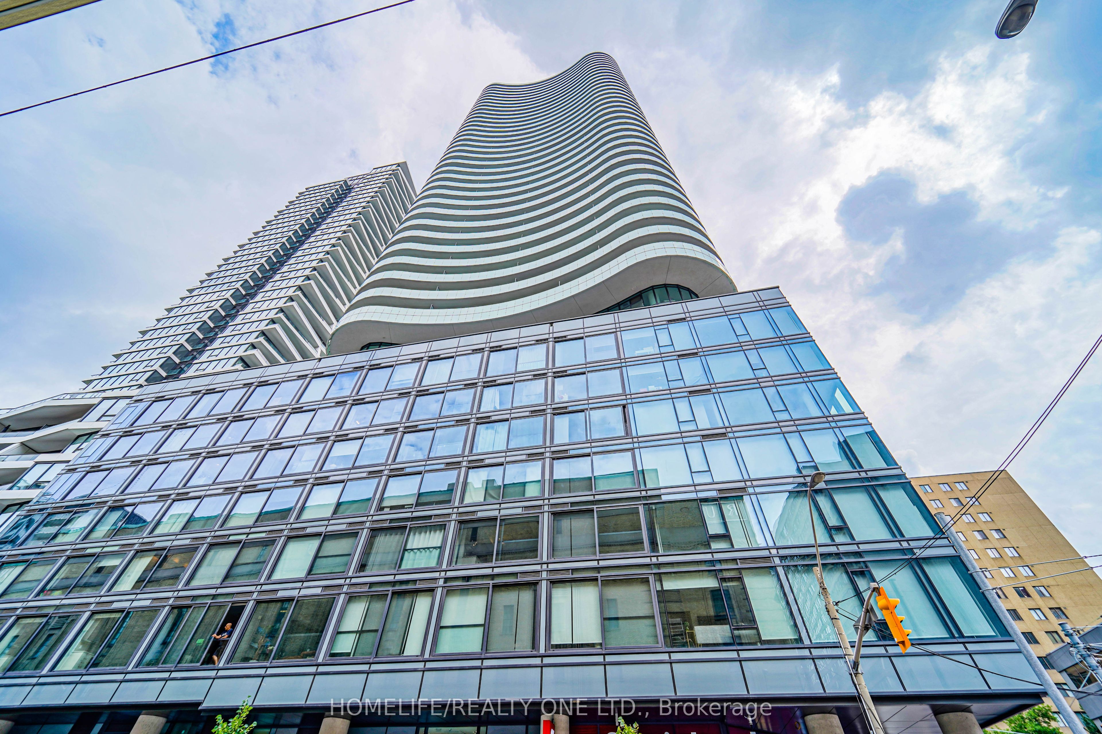 403 Church Street 3201, Toronto, ON M4Y 2C2 photo 2