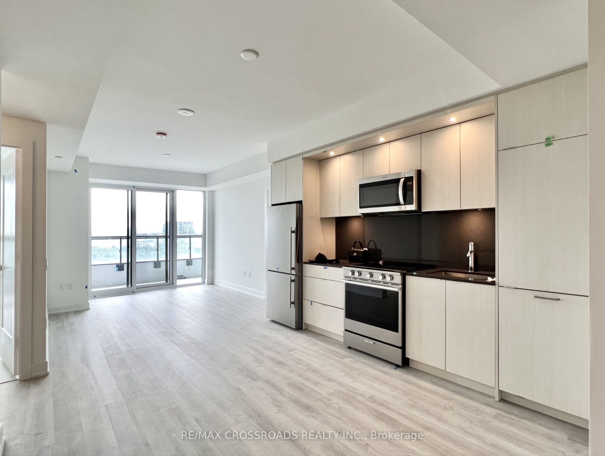 20 Inn On The Park Drive #1333, Toronto, ON M3C 0P8 photo 4