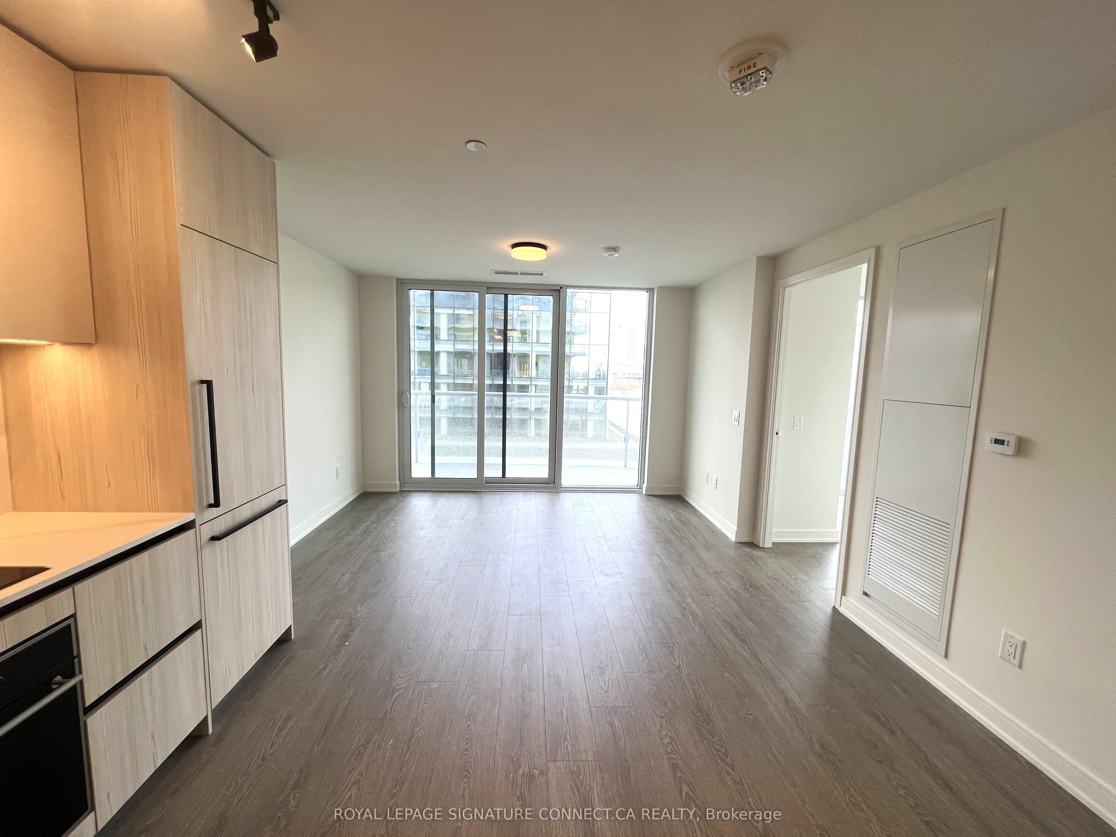 425 Front Street E 805, Toronto, ON M5A 0X2 photo 4