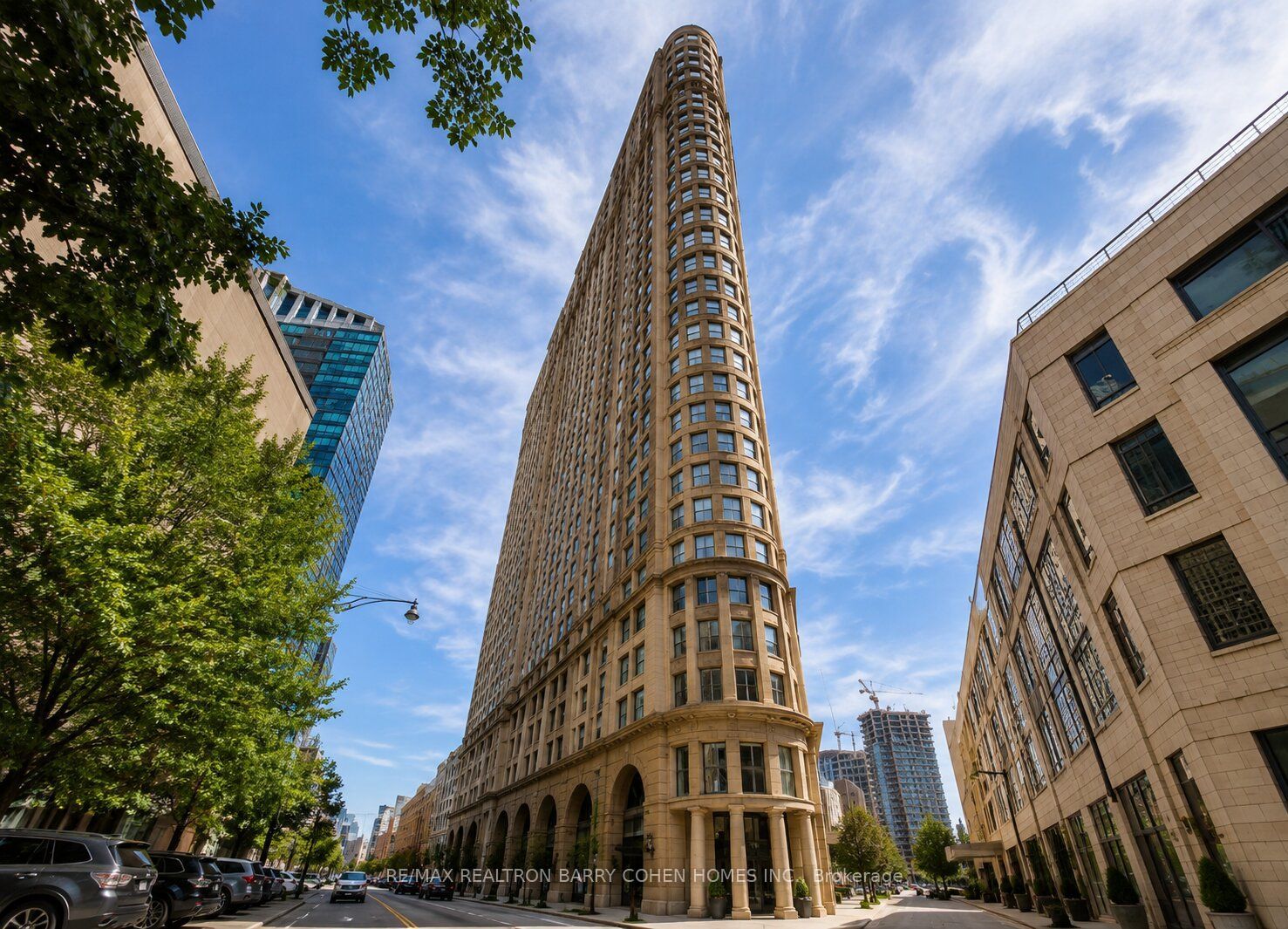 25 The Esplanade 2719, Toronto, ON M5E 1W5