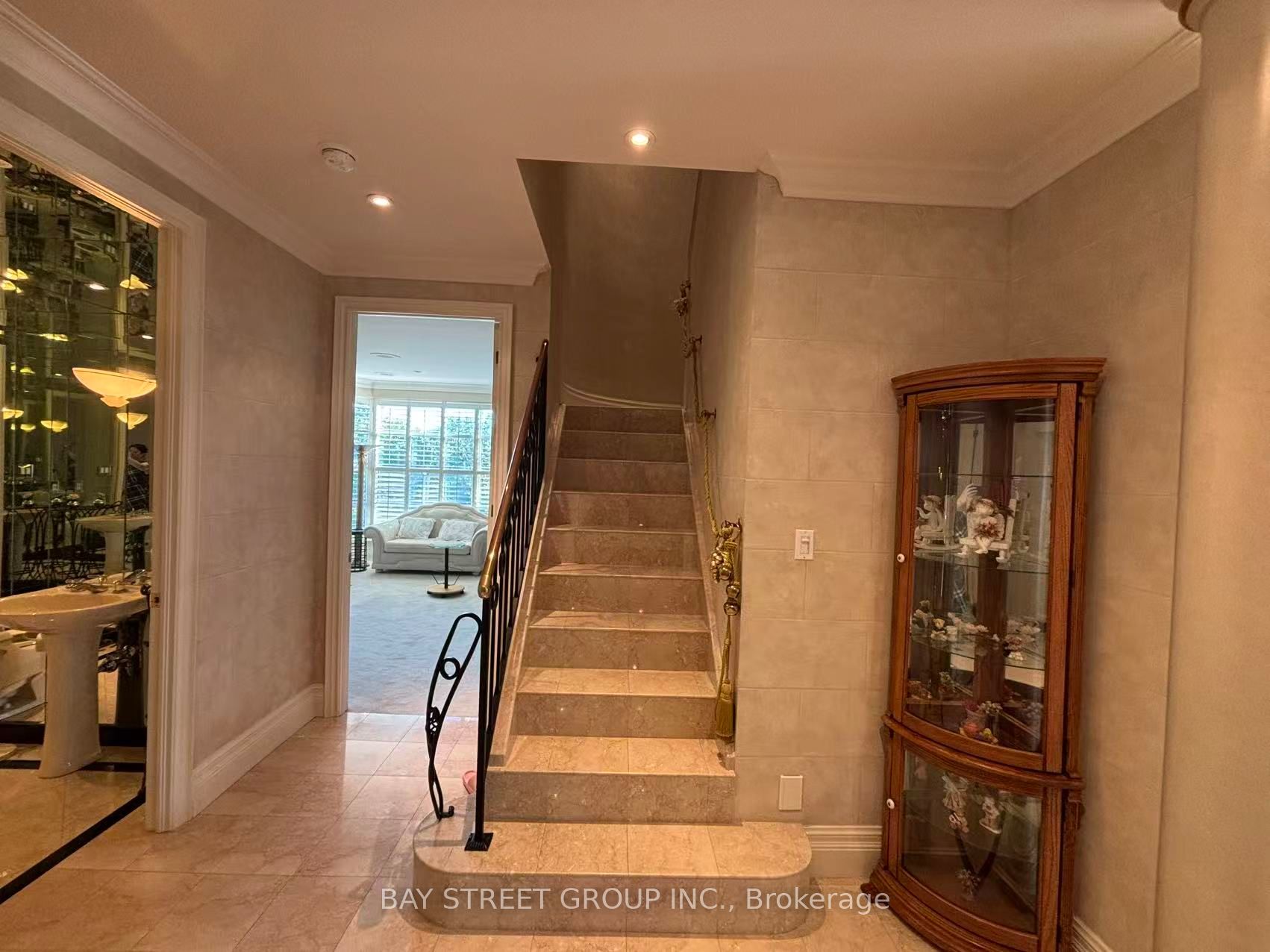 1 Watergarden Way 518, Toronto, ON M2K 2Z7 photo 2