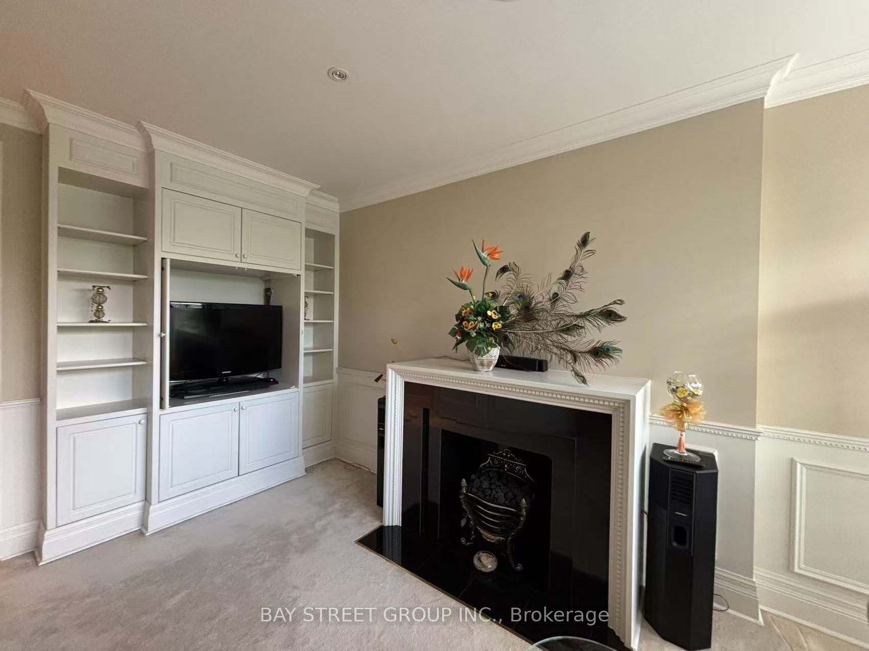 1 Watergarden Way 518, Toronto, ON M2K 2Z7 photo 4
