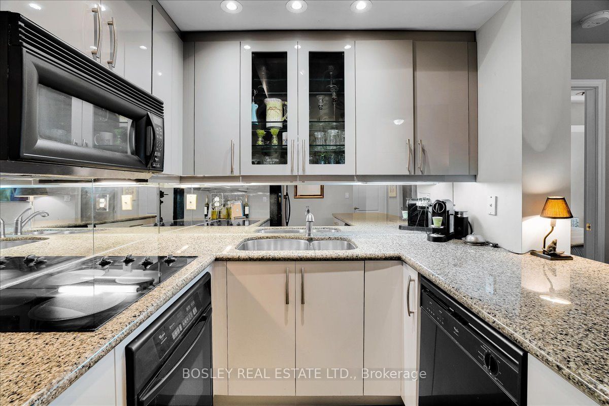 77 McMurrich Street 306, Toronto, ON M5R 3V3 photo 4