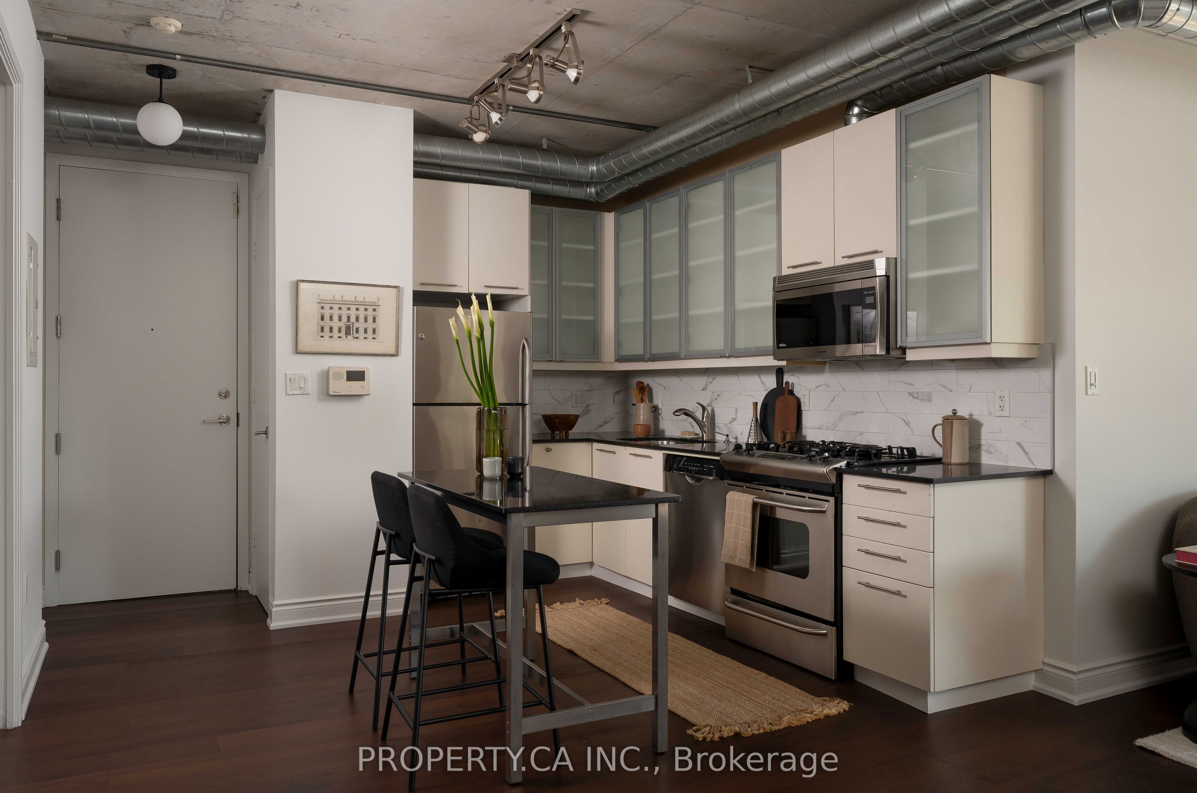 533 Richmond Street W 605, Toronto, ON M5V 3Y1 photo 5