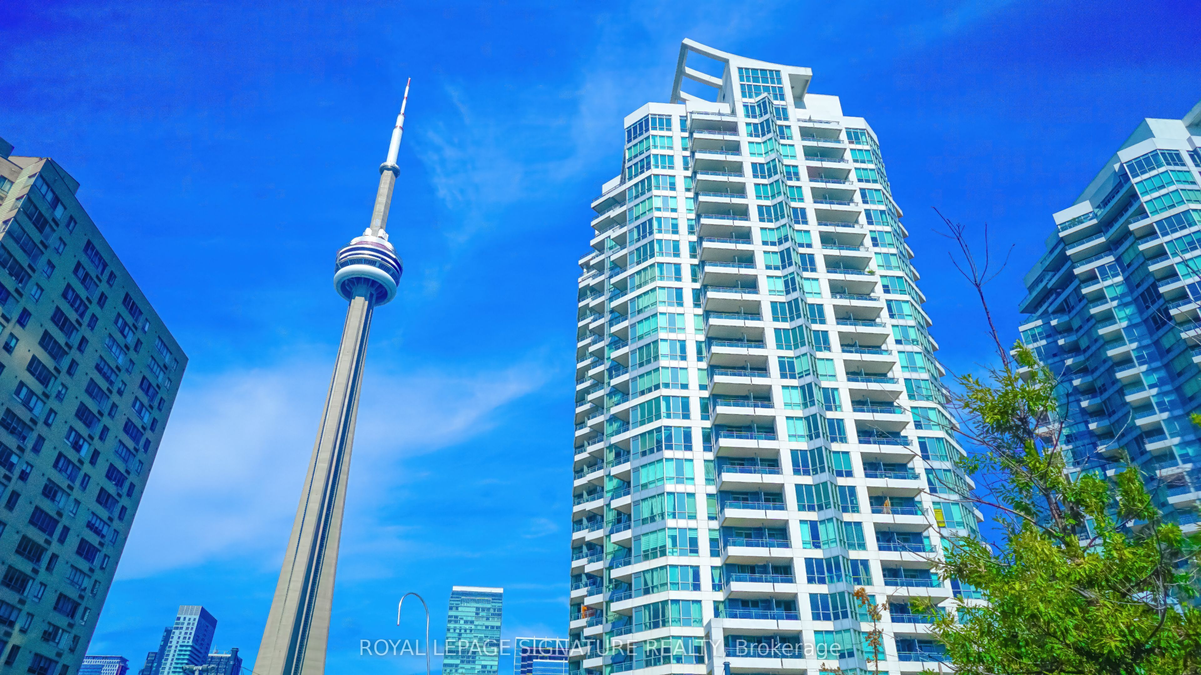 230 Queens Quay W 1726, Toronto, ON M5J 2Y7 photo 2
