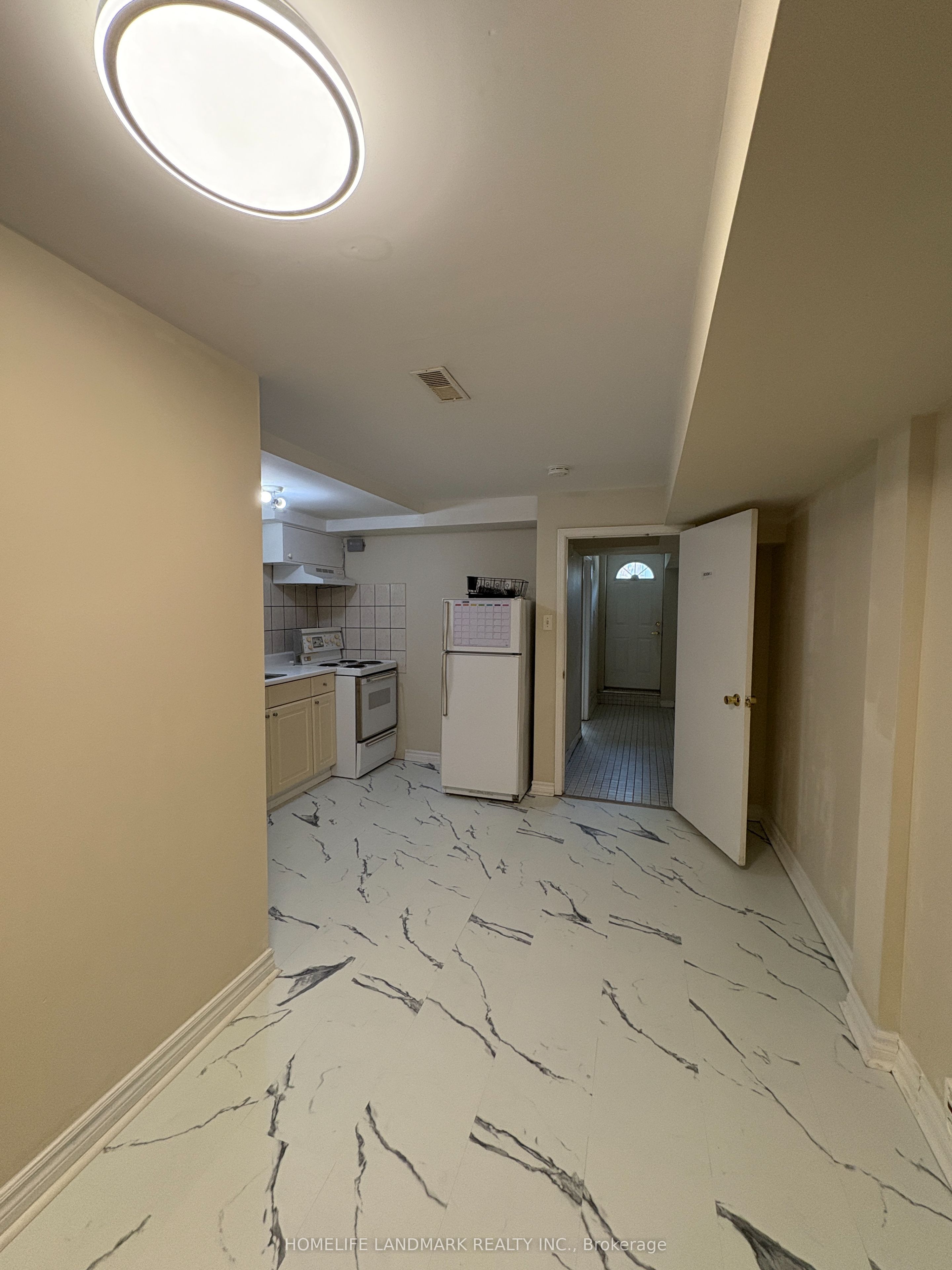 62 Cresthaven Drive Bsmt #1, Toronto, ON M2H 1M3