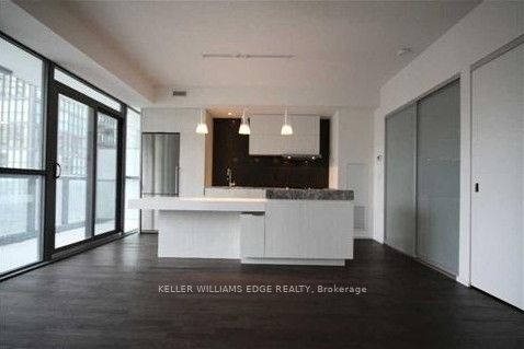 101 Charles Street E 408, Toronto, ON M4Y 1V2 photo 2