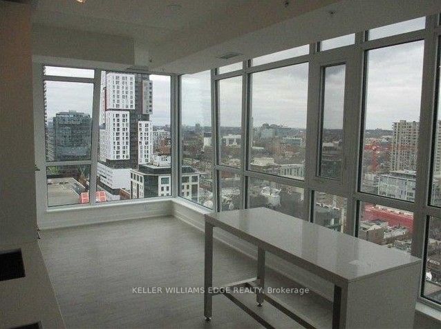 30 Nelson Street 2009, Toronto, ON M5V 0H4 photo 2
