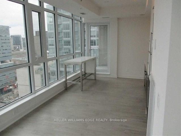 30 Nelson Street 2009, Toronto, ON M5V 0H4 photo 5
