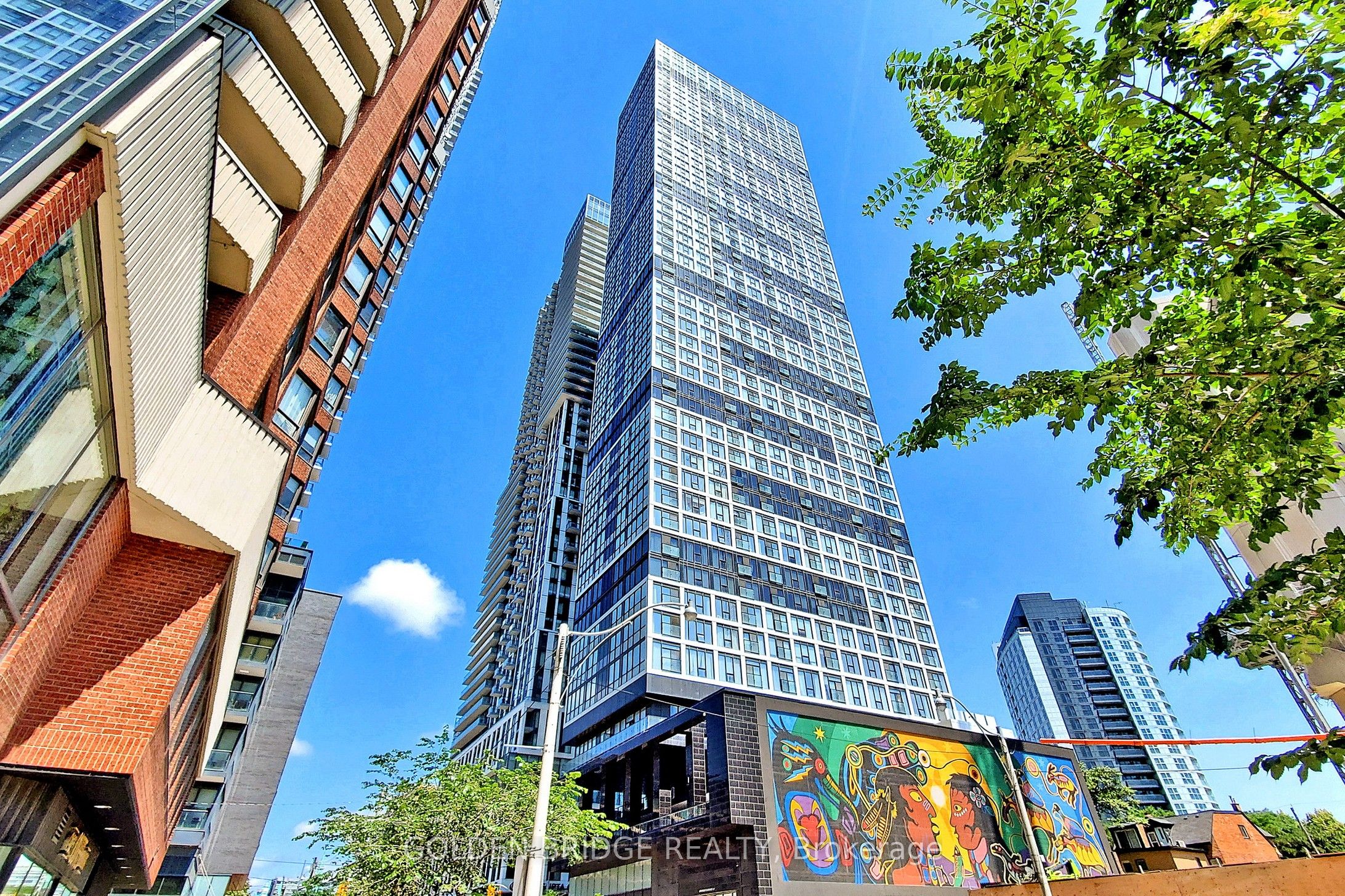 251 Jarvis Street 2410, Toronto, ON M5B 2C2