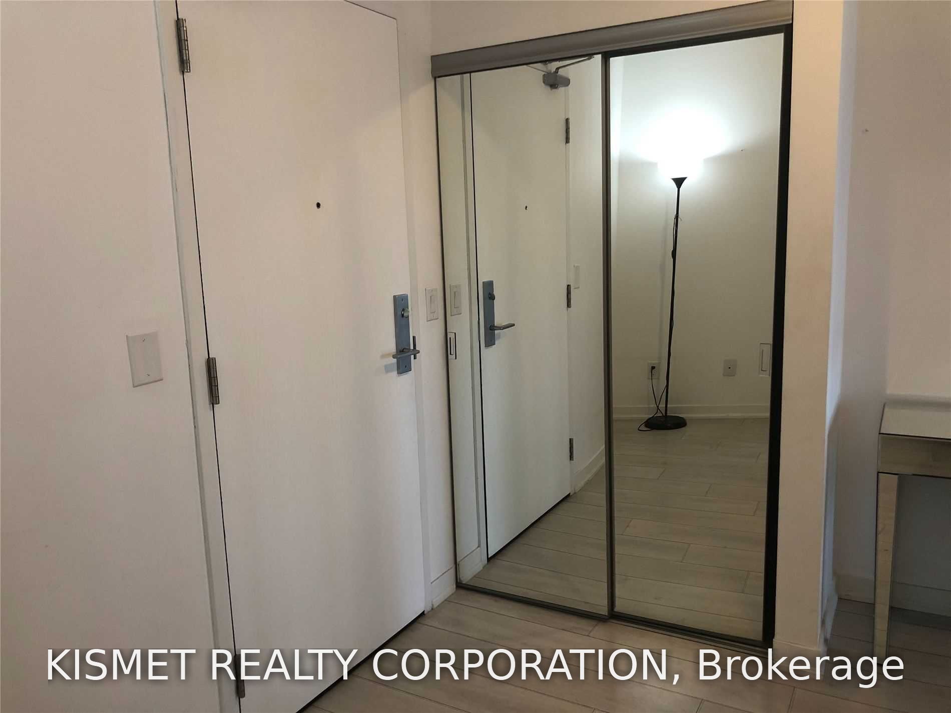 51 East Liberty Street 806, Toronto, ON M6K 3P8 photo 5