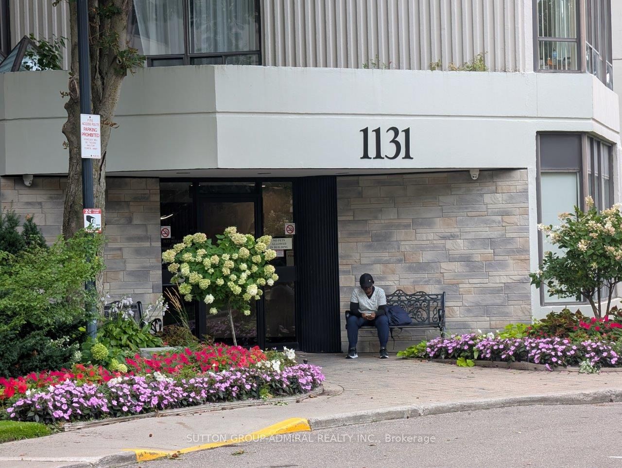 1131 Steeles Avenue W 1504, Toronto, ON M2R 3W8 photo 2