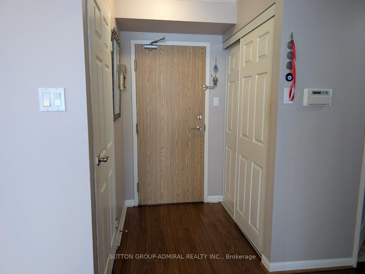 1131 Steeles Avenue W 1504, Toronto, ON M2R 3W8 photo 4