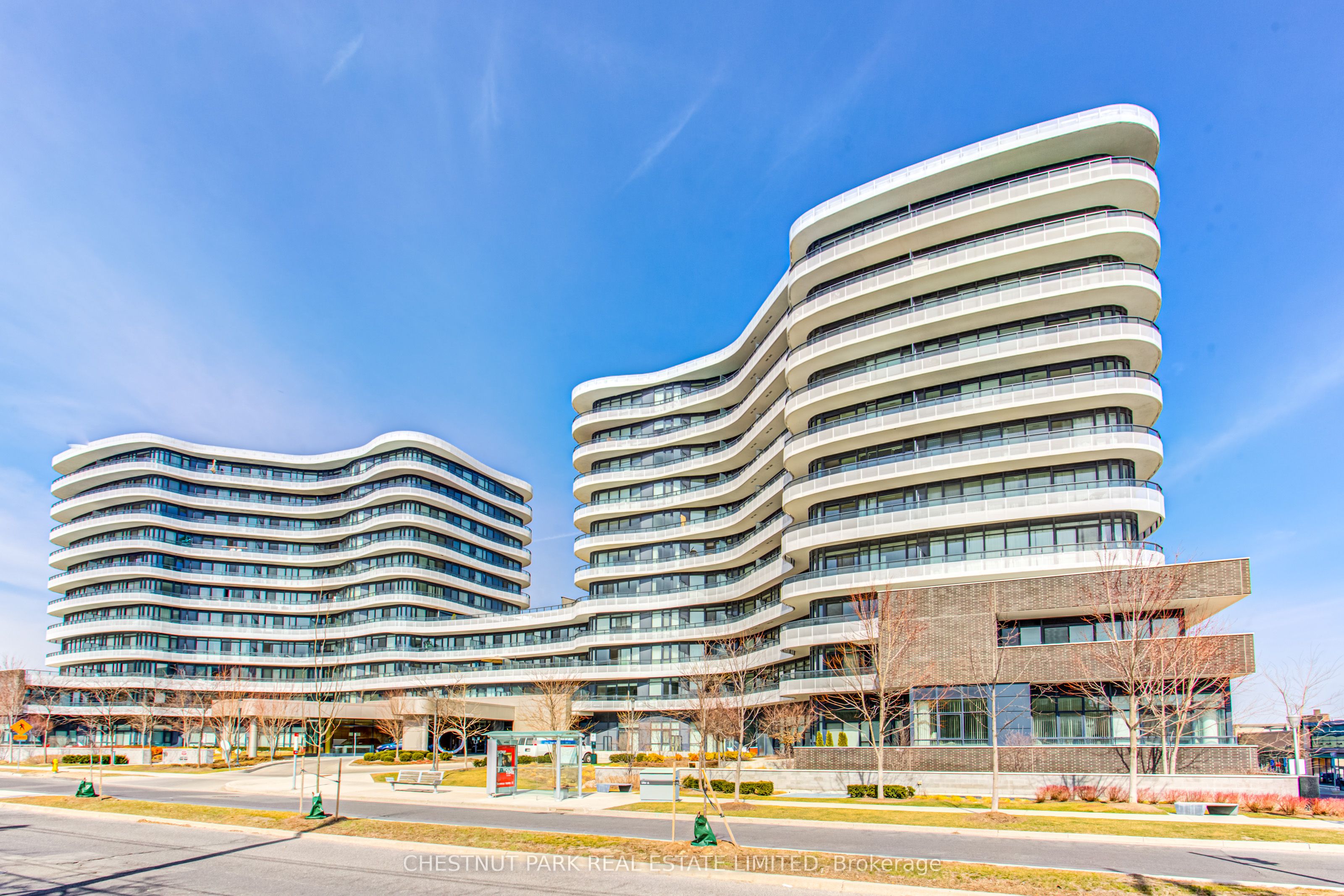 99 The Donway W 902, Toronto, ON M3C 0N8