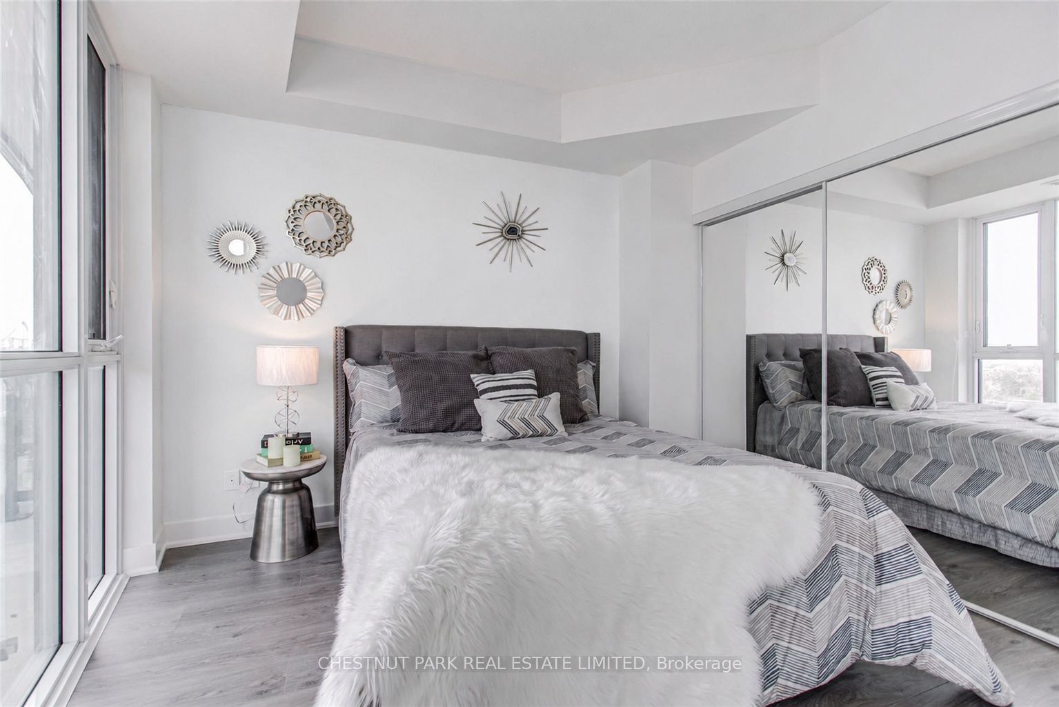 99 The Donway W 902, Toronto, ON M3C 0N8 photo 5
