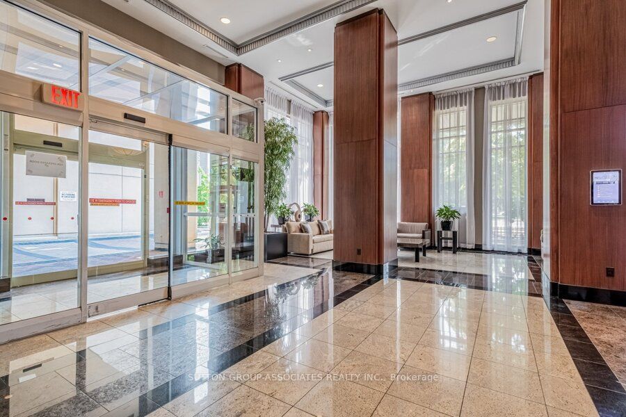 628 Fleet Street 1603, Toronto, ON M5V 1A8 photo 3