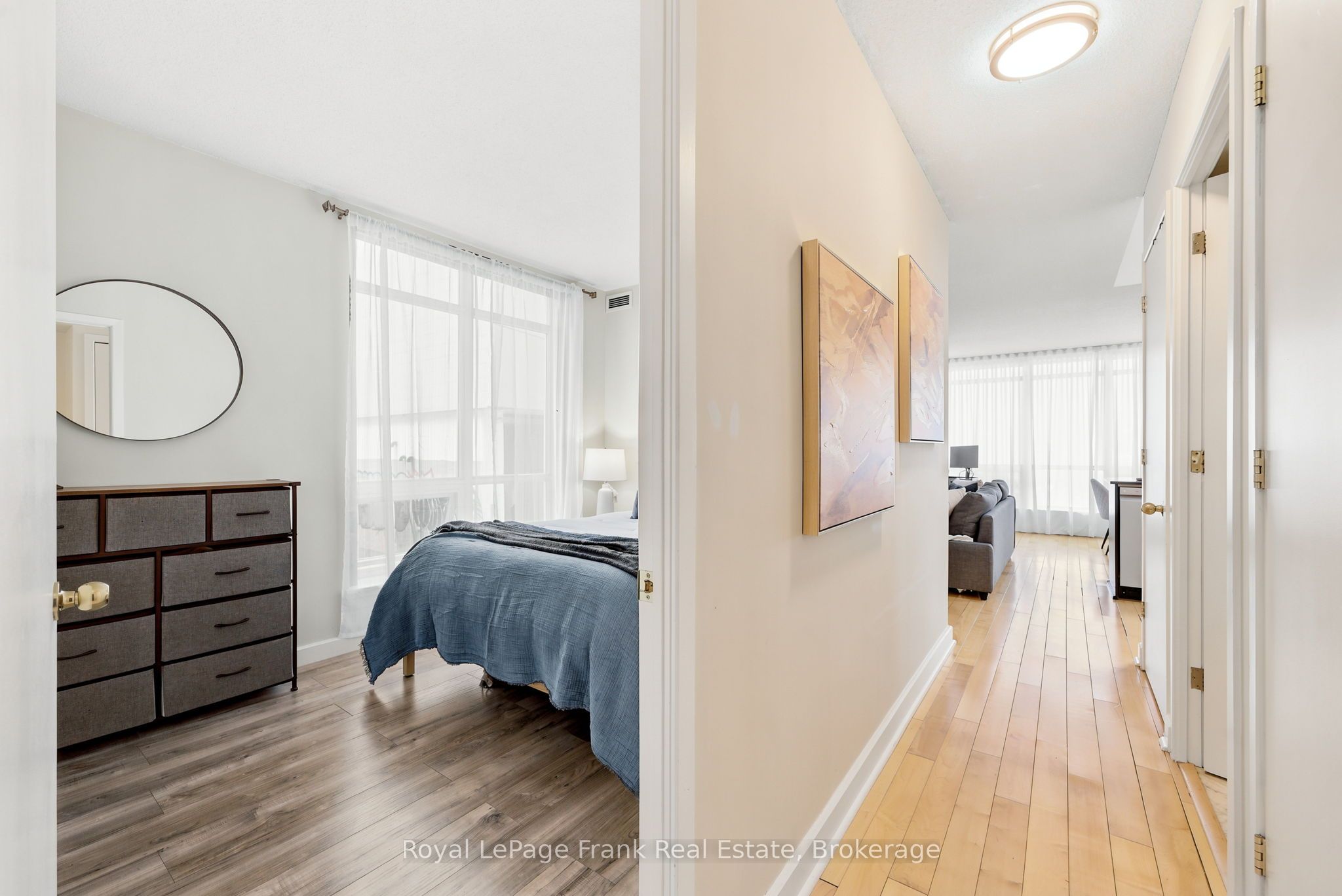 350 Wellington Street W M24, Toronto, ON M5V 3W9 photo 3