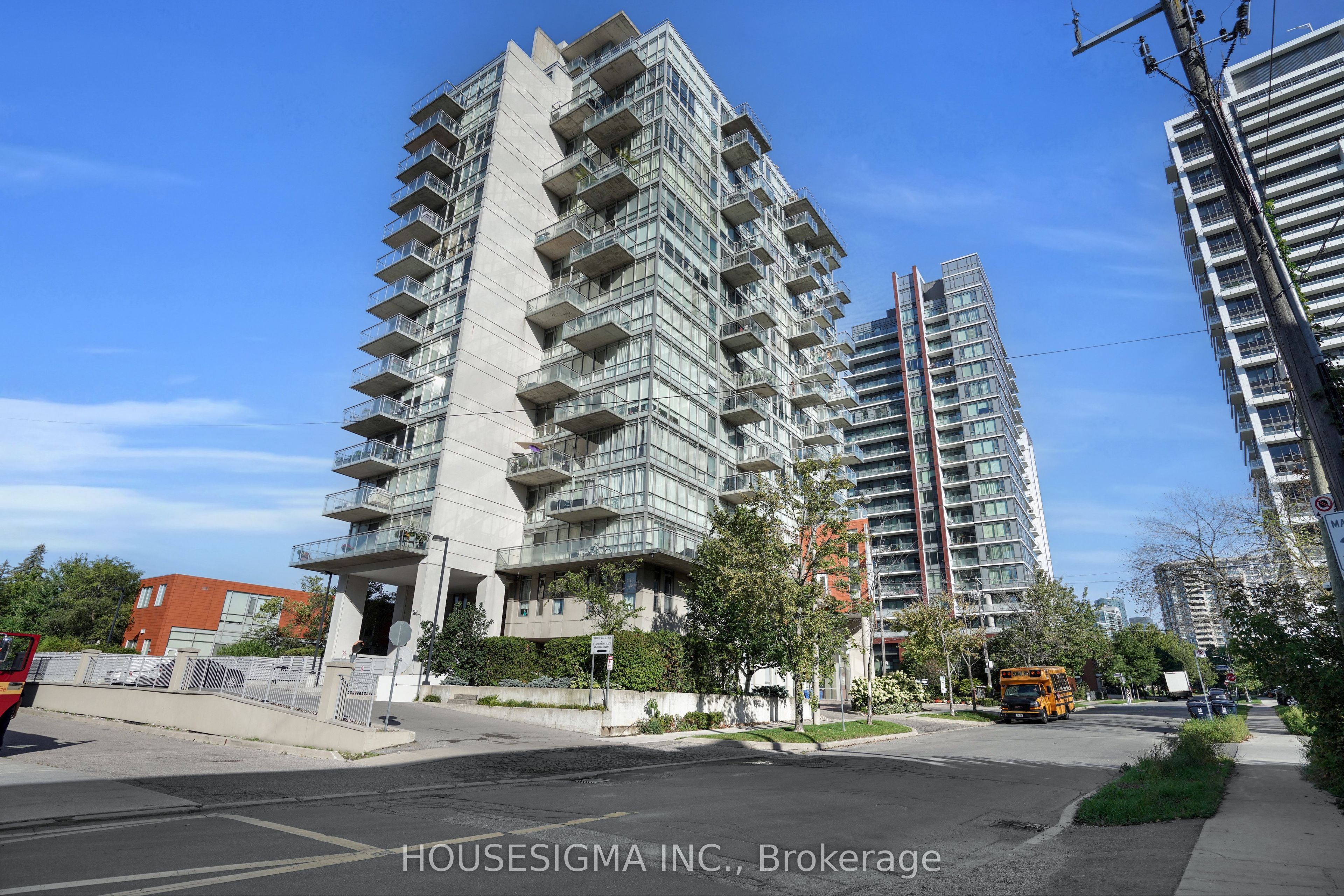 30 Canterbury Place 515, Toronto, ON M2N 0B9 photo 2