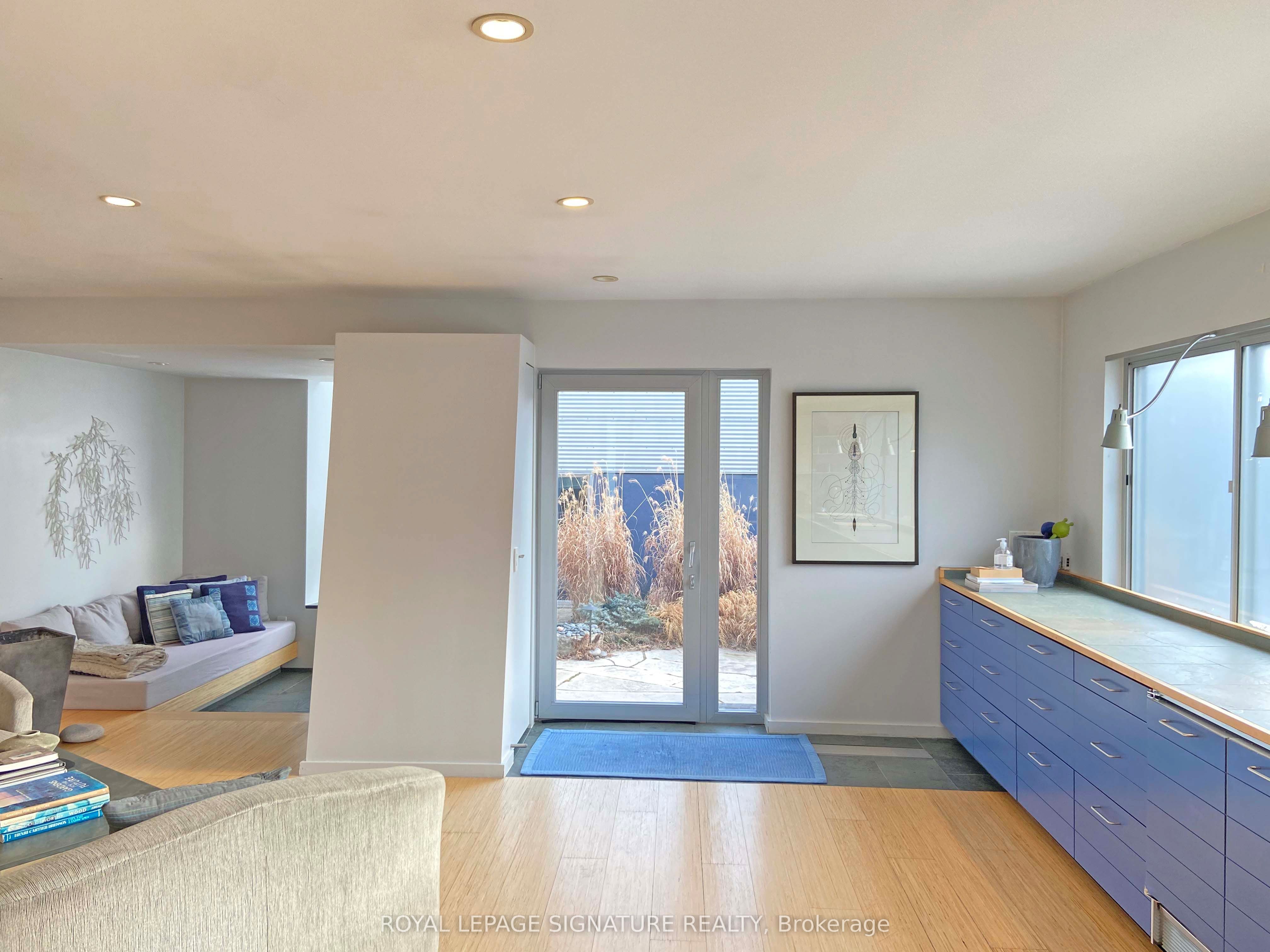 623 Wellington Street W Main, Toronto, ON M5V 1G3 photo 5