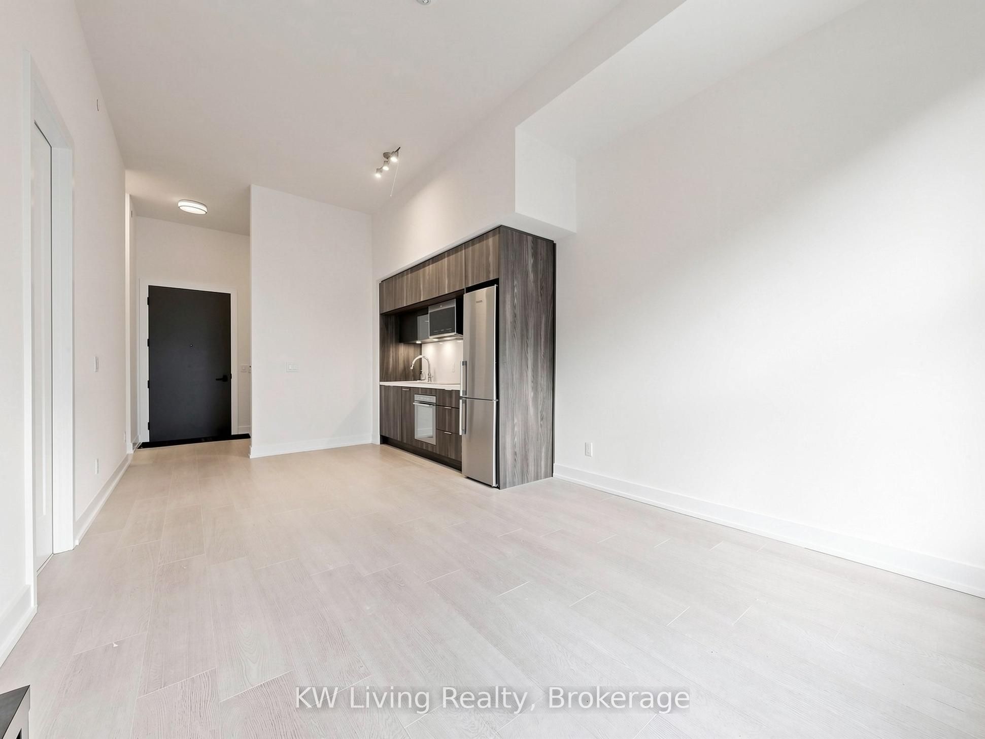 25 Adra Grado Way 238, Toronto, ON M2J 0H6 photo 4